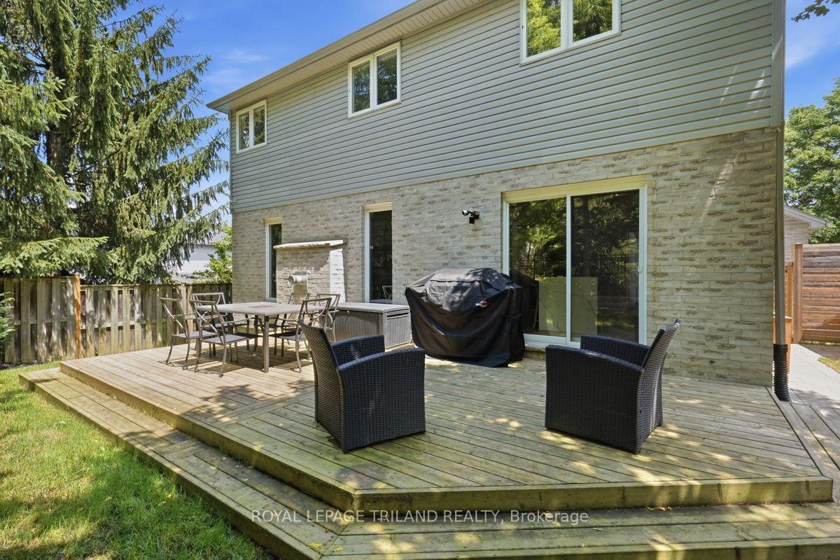 Photo 41 of 921 Guildwood Boulevard, London, North M — HOMEH