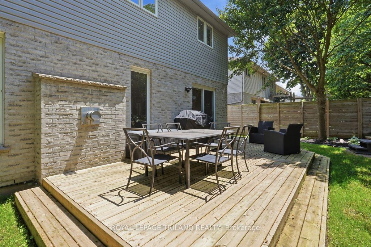 Photo 42 of 921 Guildwood Boulevard, London, North M — HOMEH