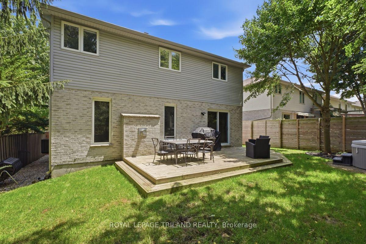 Photo 54 of 921 Guildwood Boulevard, London, North M — HOMEH