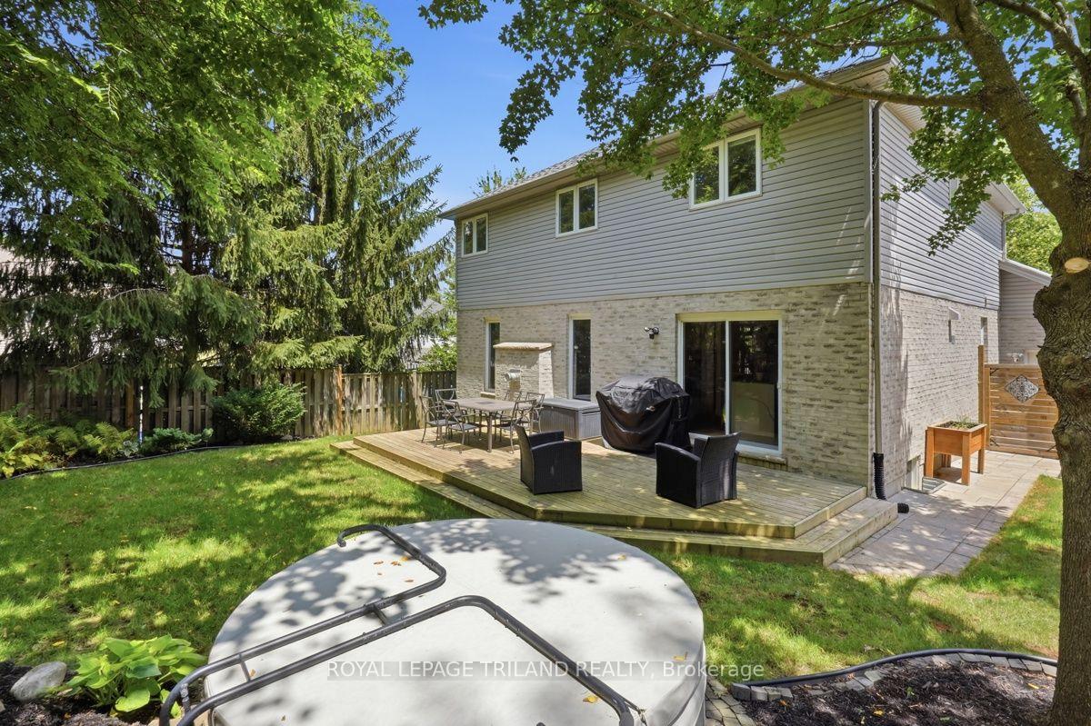 Photo 45 of 921 Guildwood Boulevard, London, North M — HOMEH