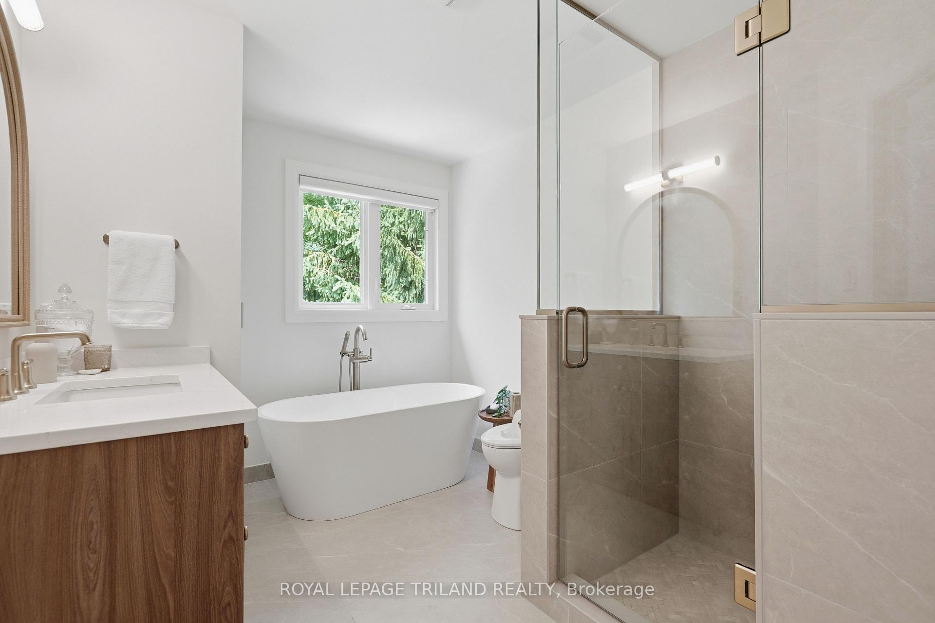 Photo 27 of 921 Guildwood Boulevard, London, North M — HOMEH