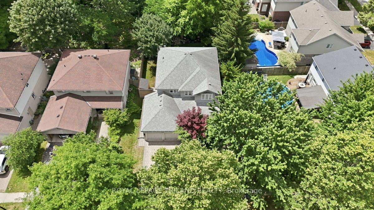 Photo 47 of 921 Guildwood Boulevard, London, North M — HOMEH
