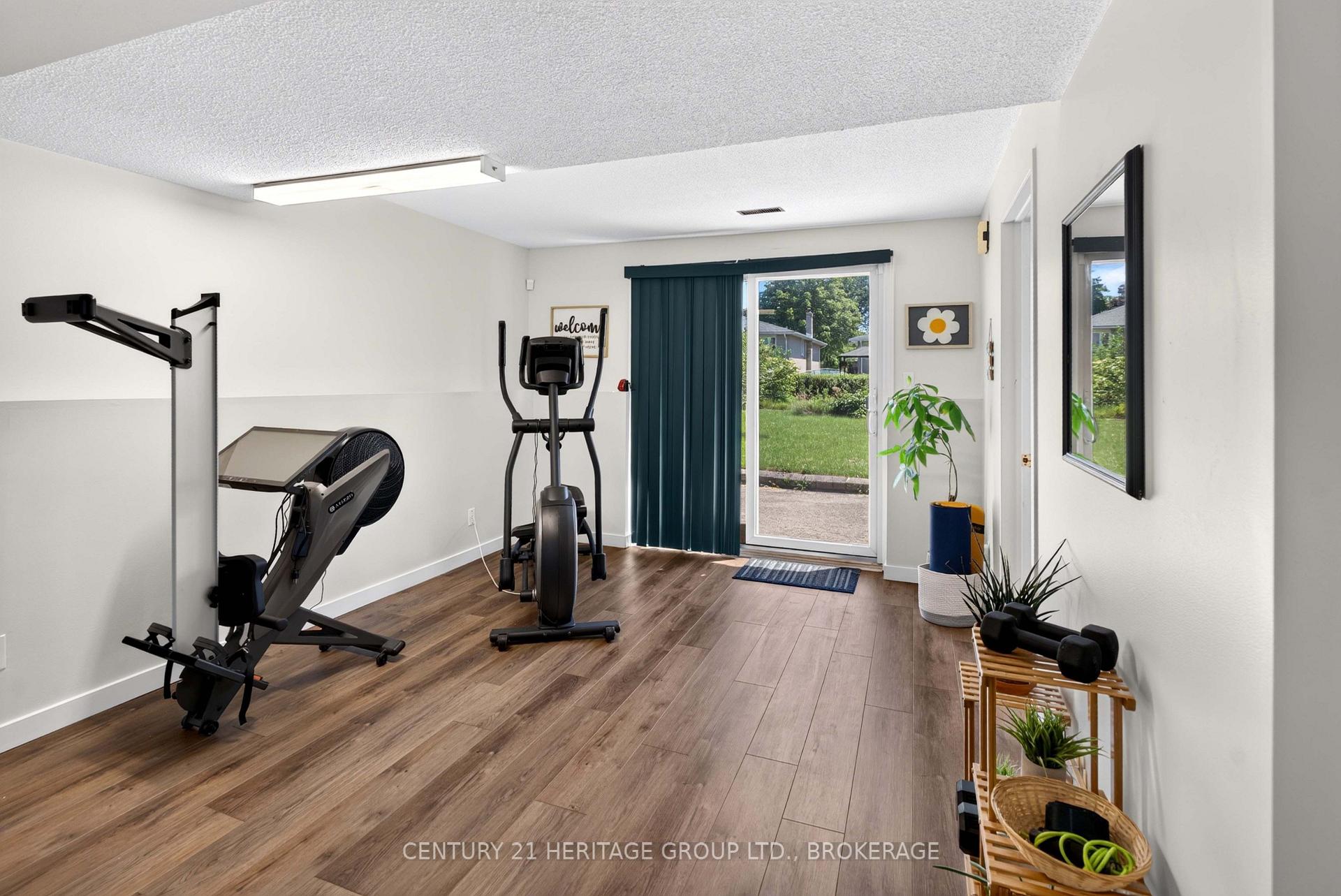 Photo 18 of 52 Lochinvar Road, Kingston, West of Sir John A. Blvd — HOMEH