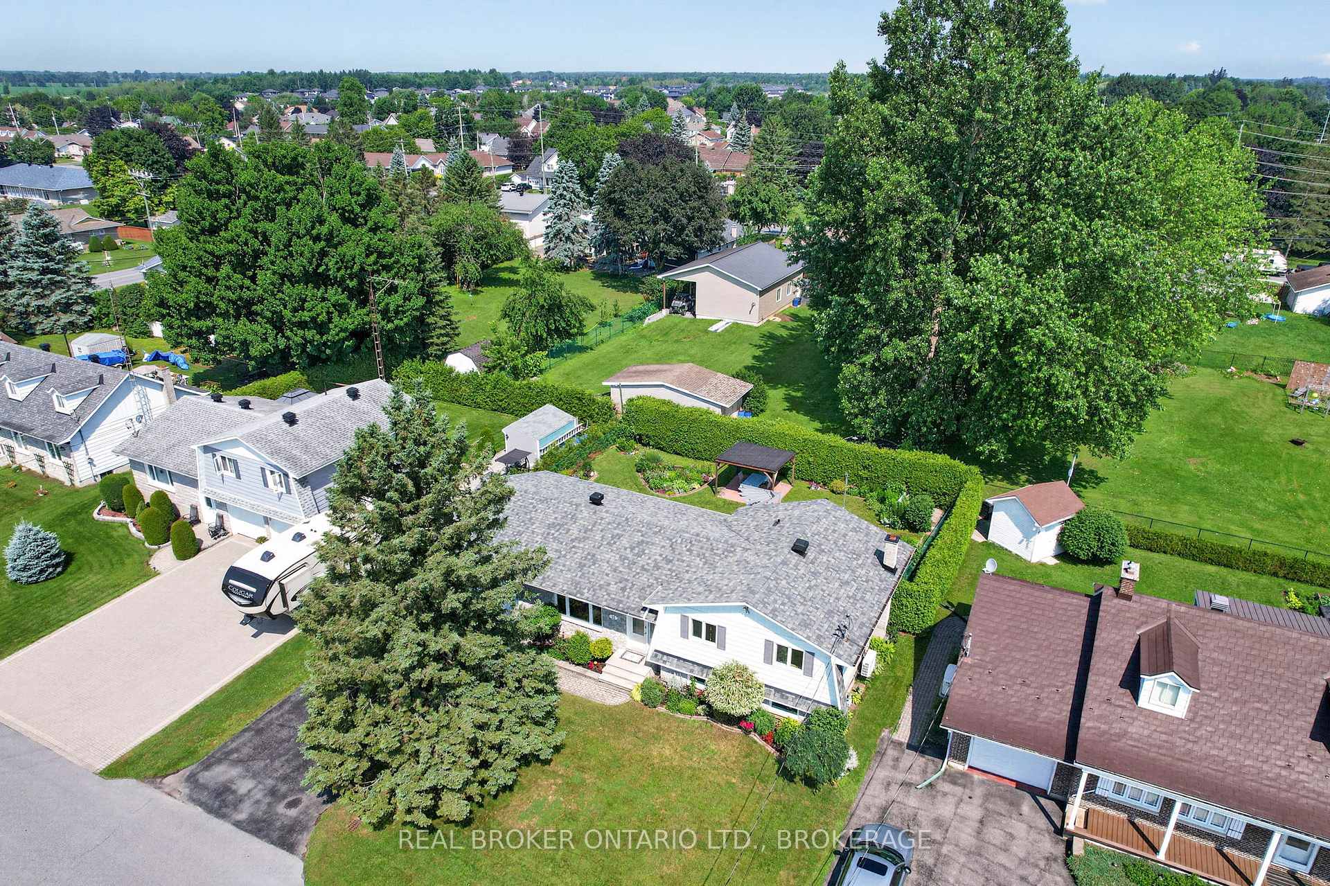 Photo 45 of 11 Albert Street, Casselman, Casselman — HOMEH