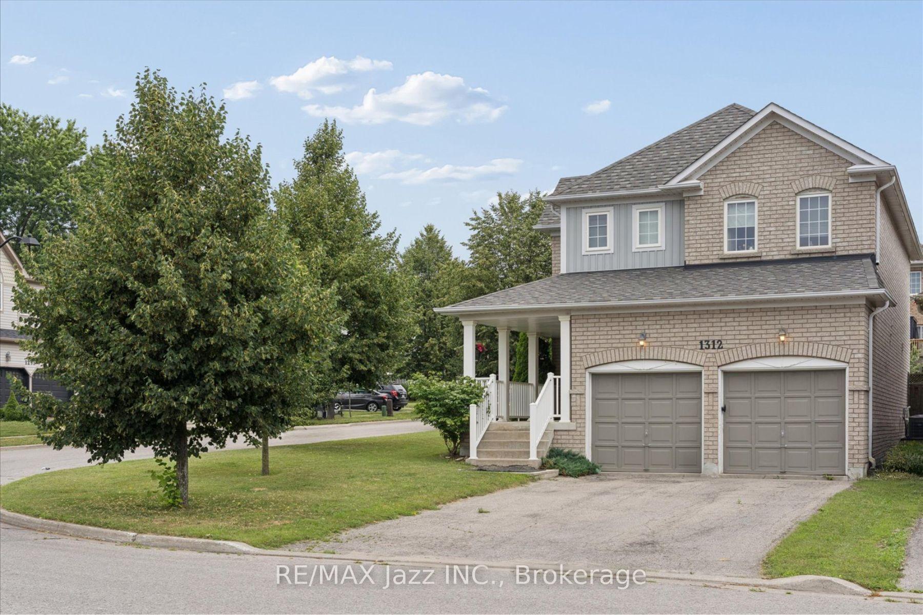 Photo 3 of 1312 Langley Circle, Oshawa, Pinecrest — HOMEH