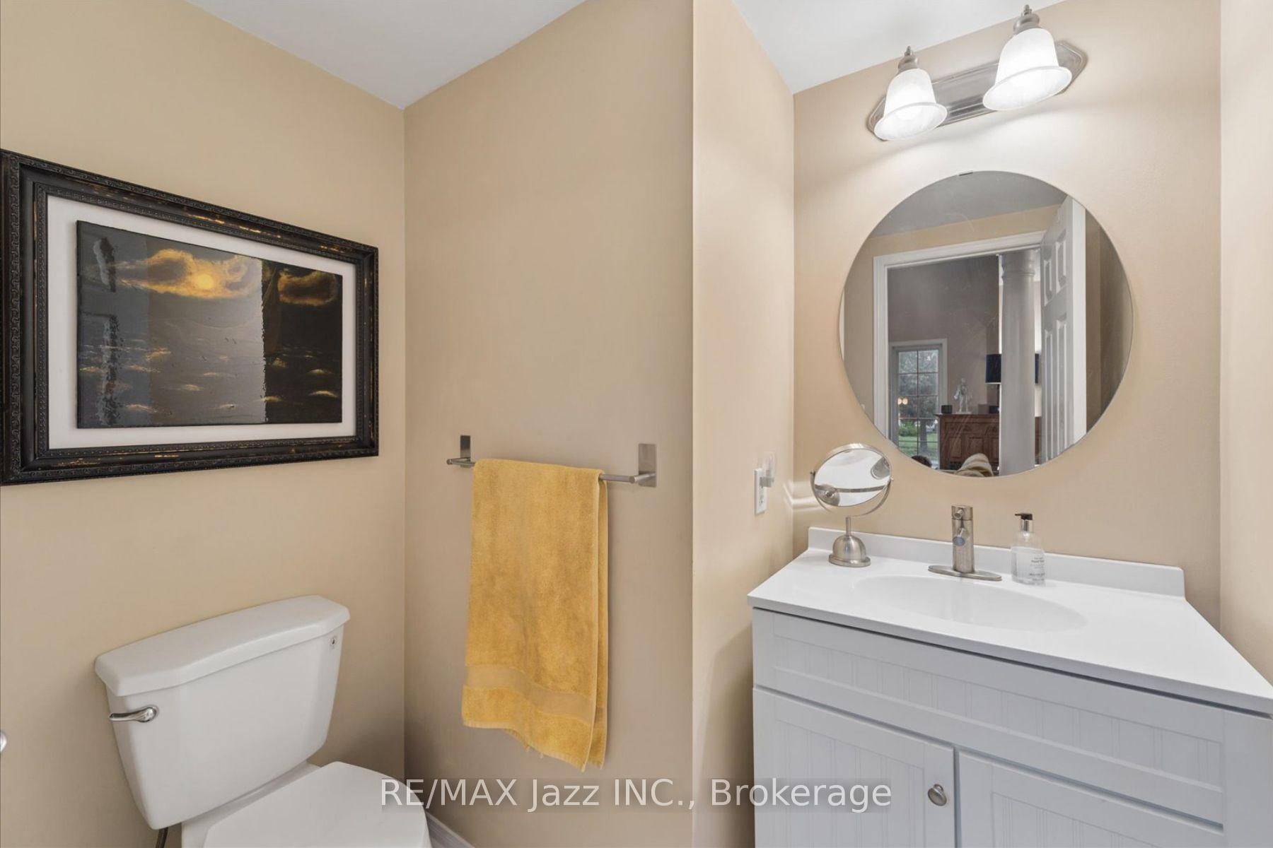 Photo 13 of 1312 Langley Circle, Oshawa, Pinecrest — HOMEH