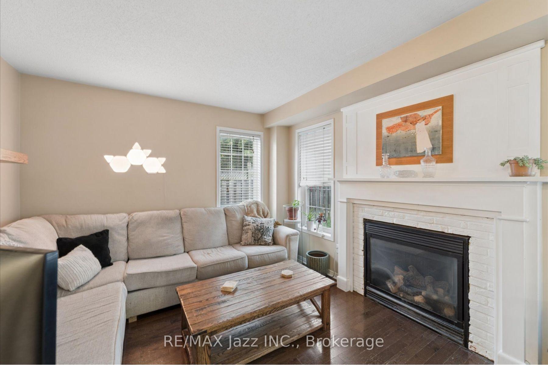 Photo 19 of 1312 Langley Circle, Oshawa, Pinecrest — HOMEH