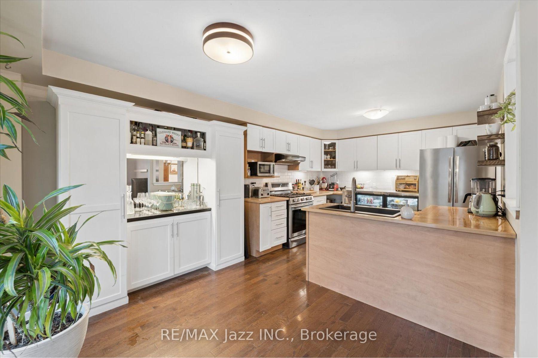 Photo 24 of 1312 Langley Circle, Oshawa, Pinecrest — HOMEH