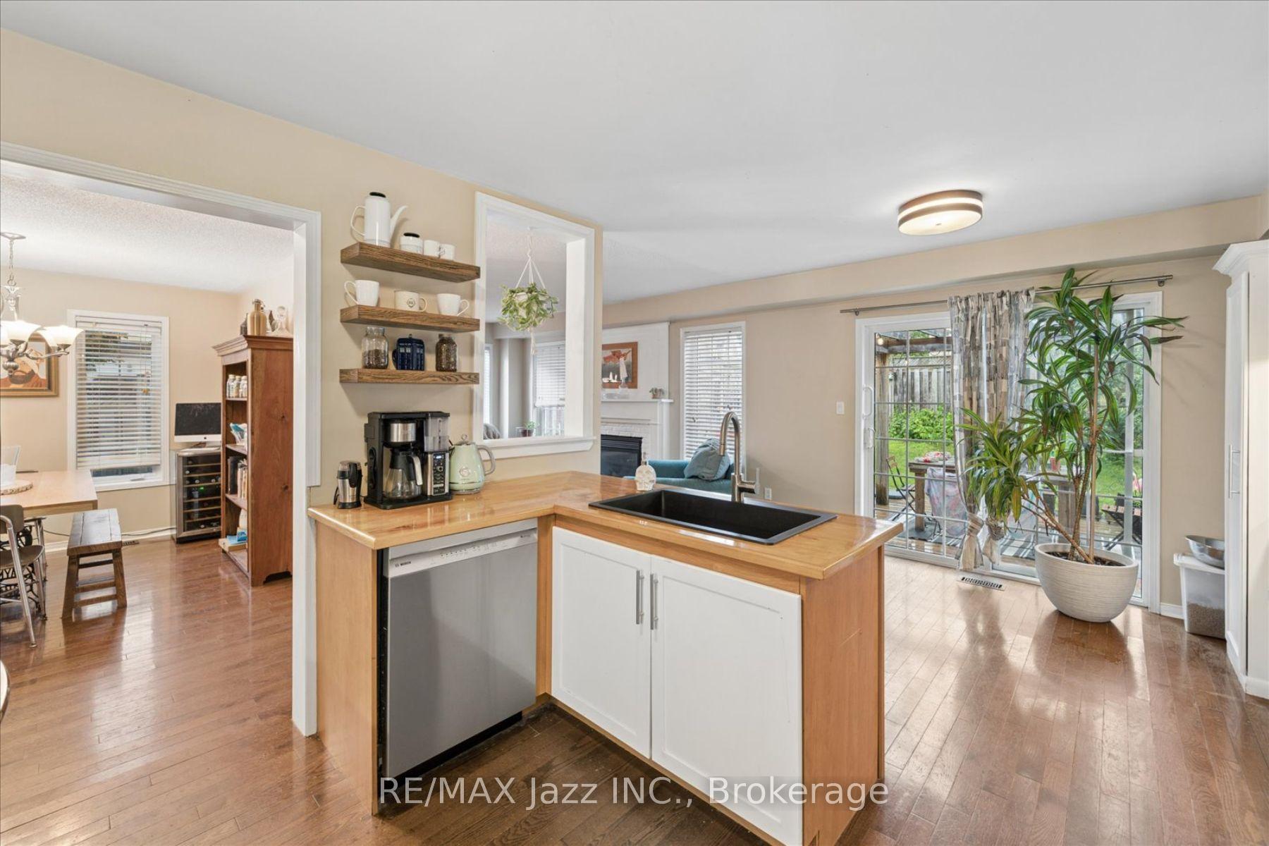 Photo 30 of 1312 Langley Circle, Oshawa, Pinecrest — HOMEH
