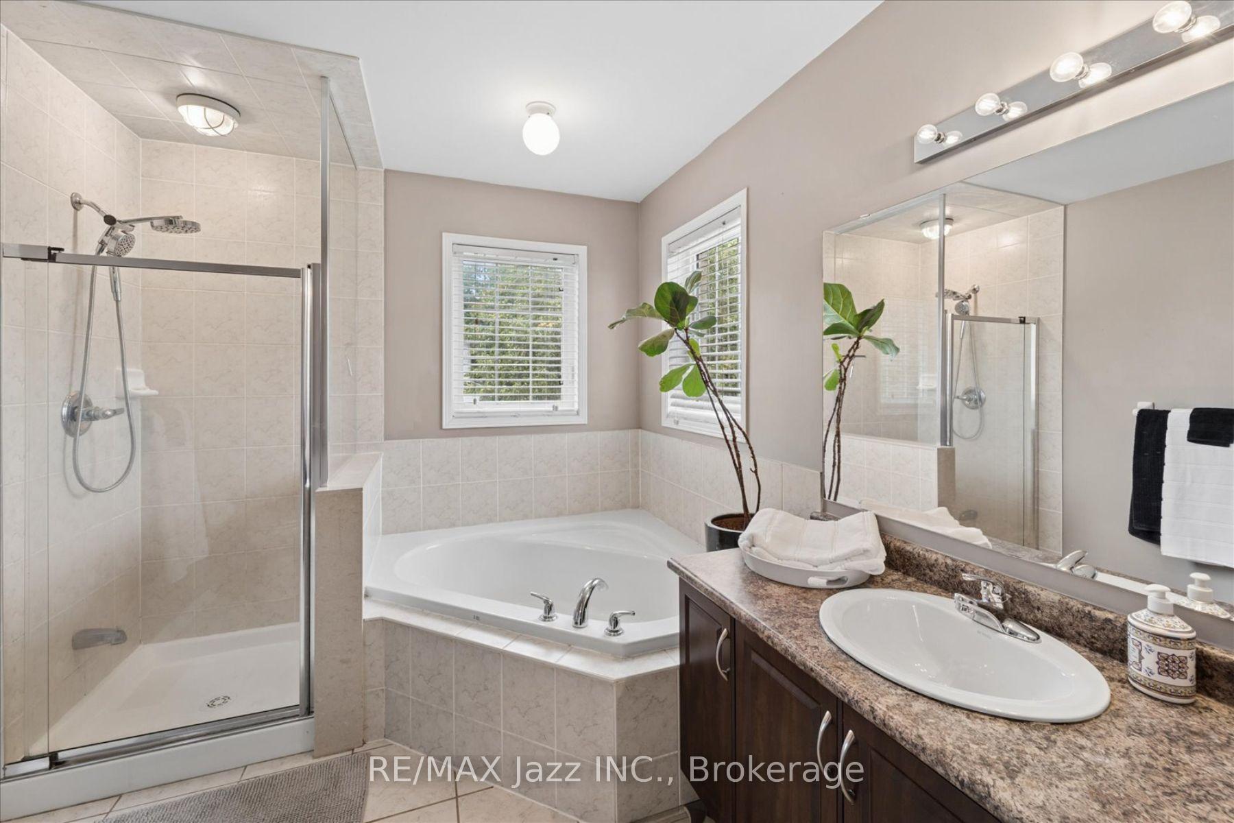 Photo 37 of 1312 Langley Circle, Oshawa, Pinecrest — HOMEH