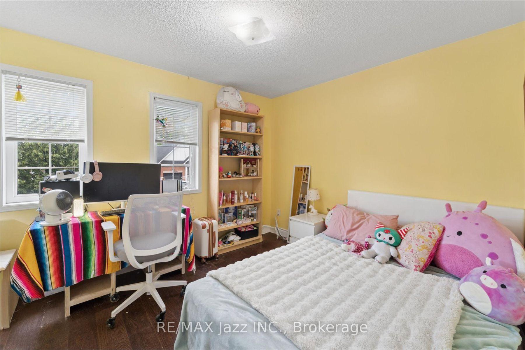 Photo 38 of 1312 Langley Circle, Oshawa, Pinecrest — HOMEH