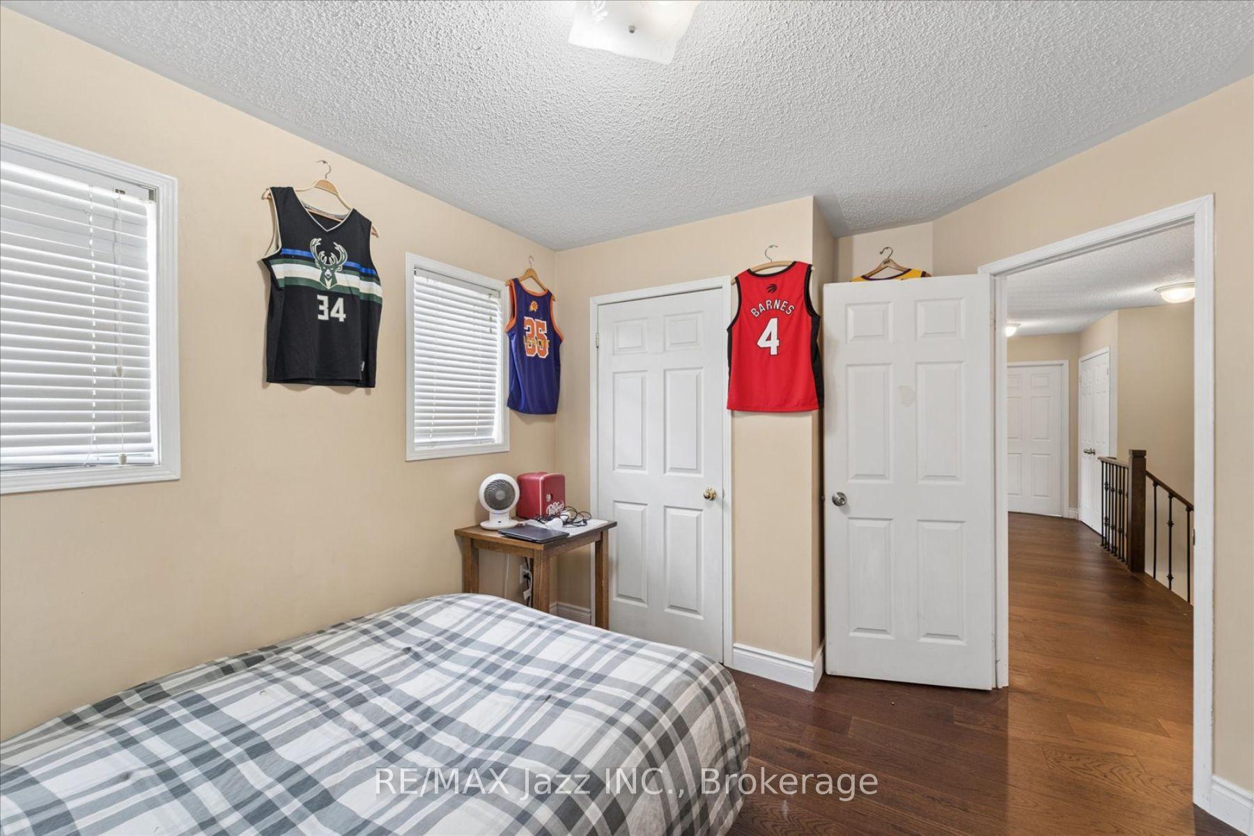 Photo 41 of 1312 Langley Circle, Oshawa, Pinecrest — HOMEH