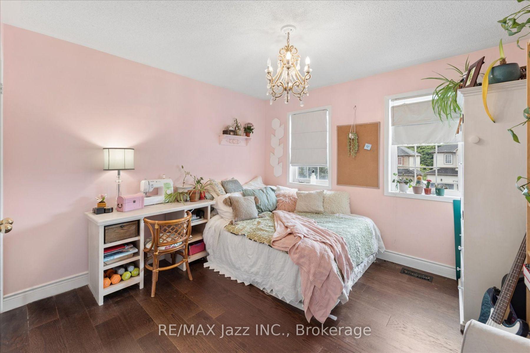 Photo 42 of 1312 Langley Circle, Oshawa, Pinecrest — HOMEH