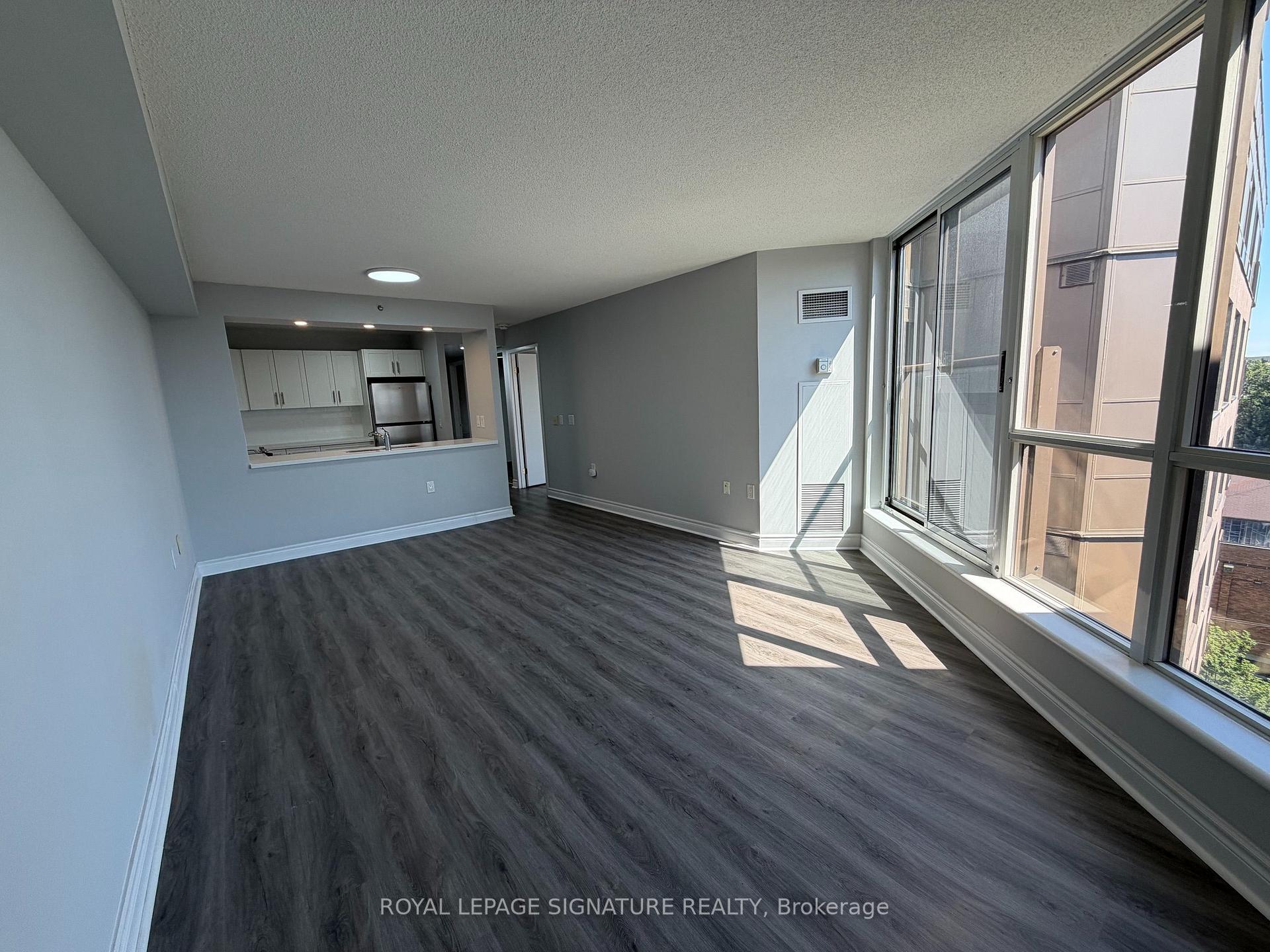 Photo 2 of Unit 816, 2 Neptune Drive, Toronto, Englemount-Lawrence — HOMEH