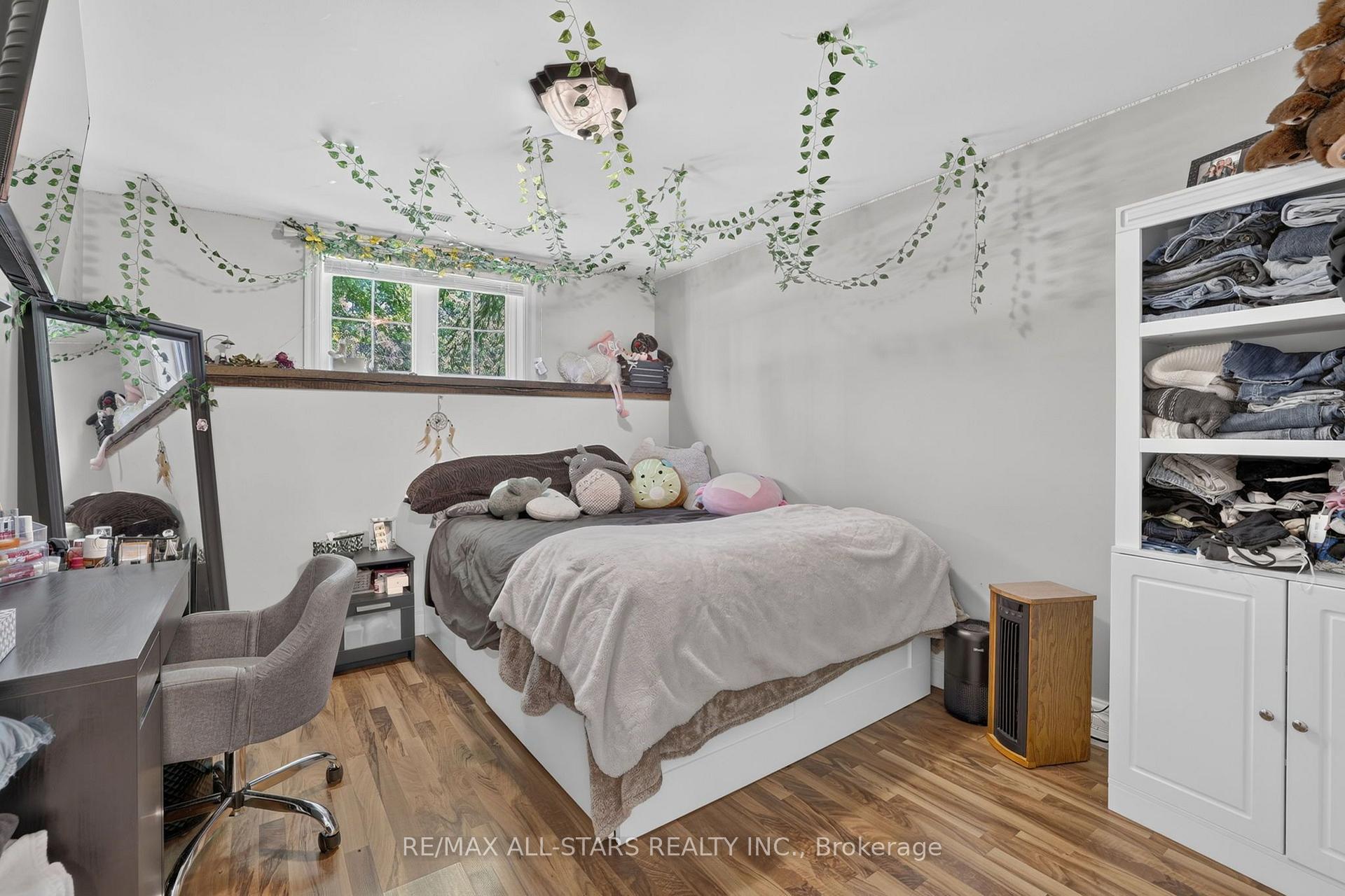 Photo 18 of 38 Evelyn Avenue, Georgina, Historic Lakeshore Communities — HOMEH