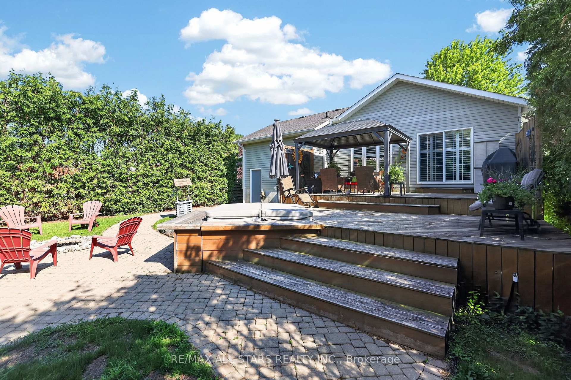 Photo 23 of 38 Evelyn Avenue, Georgina, Historic Lakeshore Communities — HOMEH