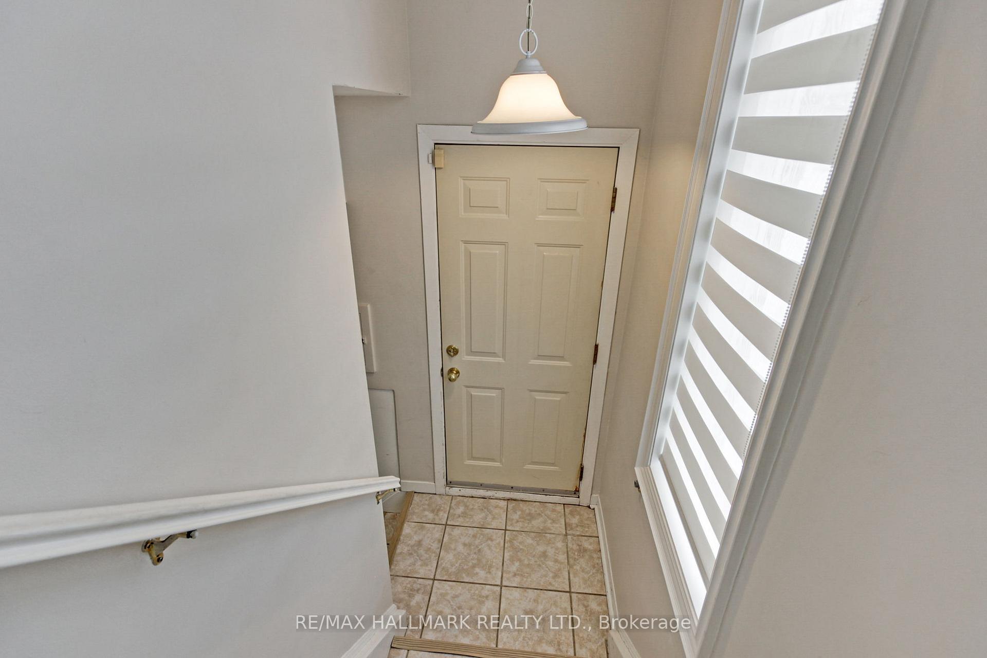 Photo 33 of 13 Patrick Drive, Aurora, Aurora Highlands — HOMEH