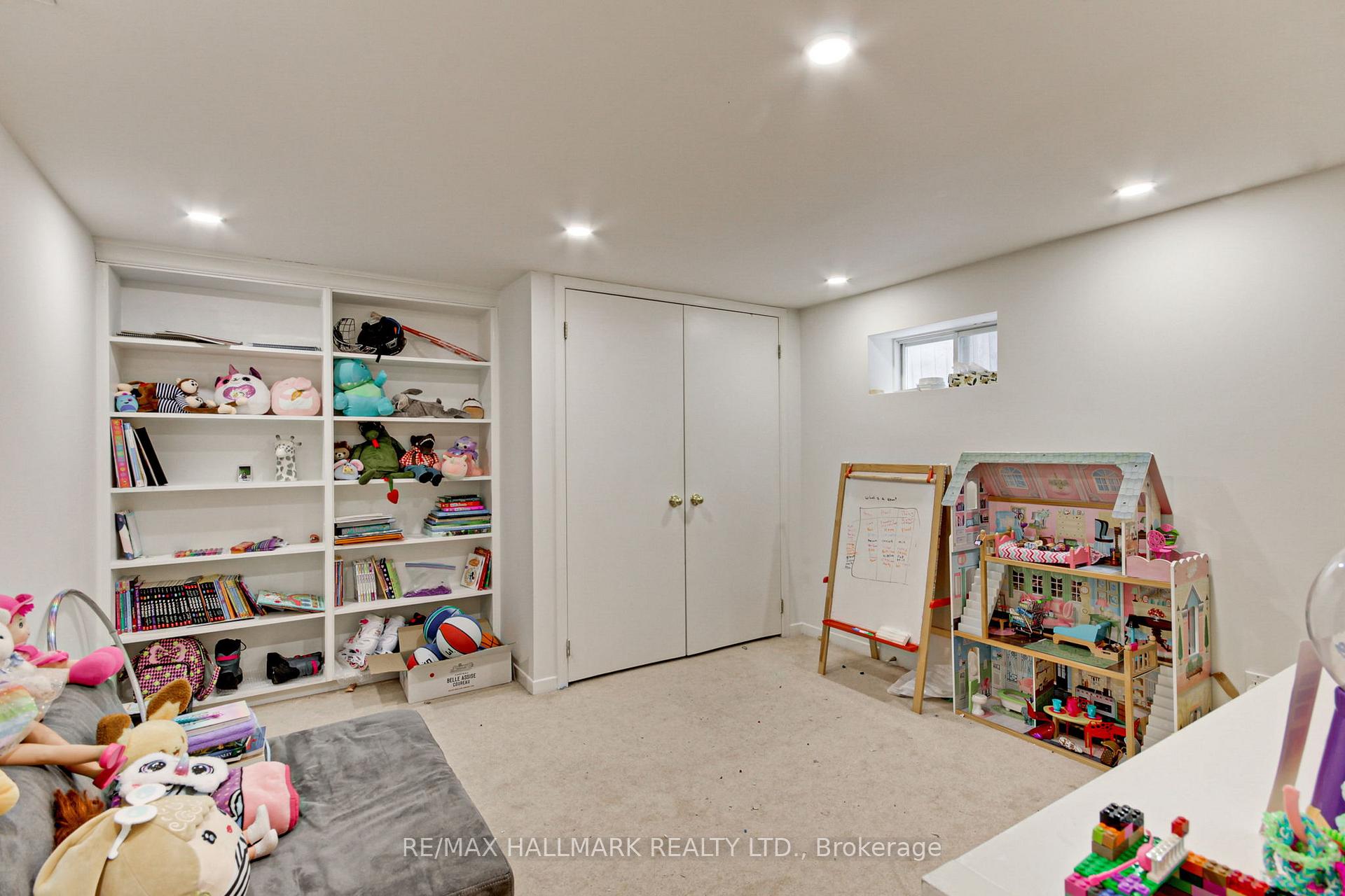 Photo 39 of 13 Patrick Drive, Aurora, Aurora Highlands — HOMEH