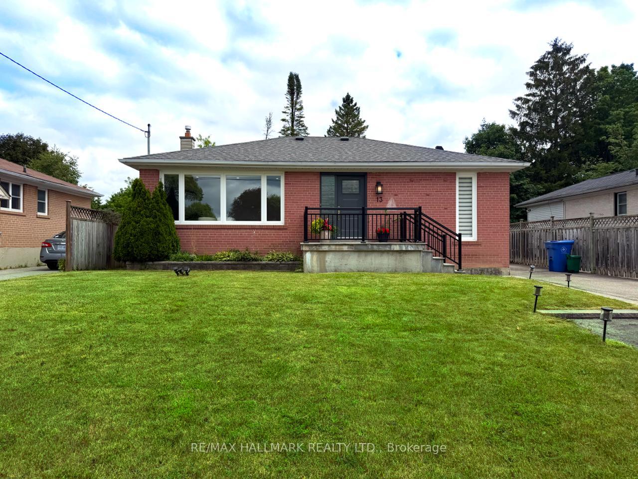 Photo 2 of 13 Patrick Drive, Aurora, Aurora Highlands — HOMEH