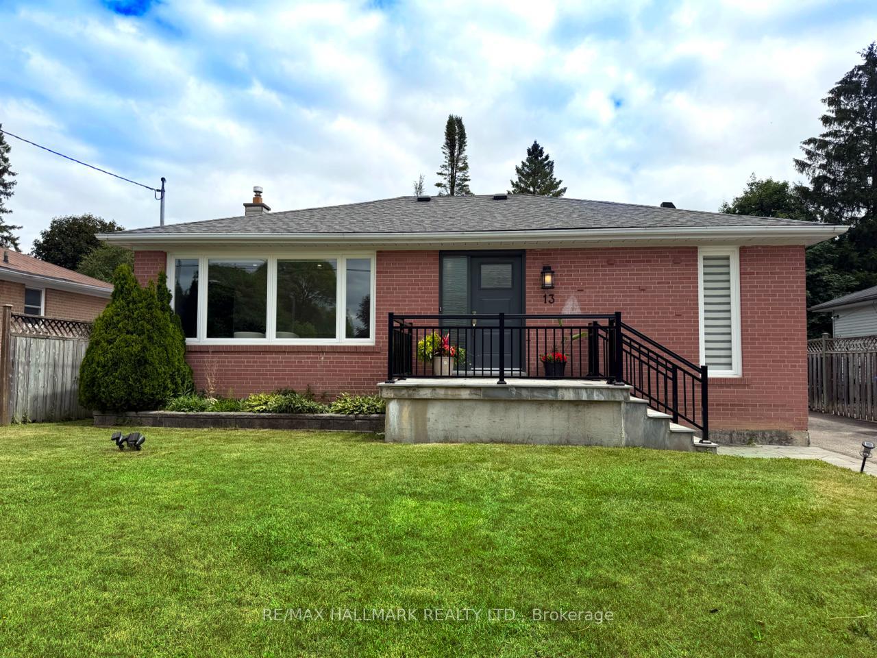 Photo 3 of 13 Patrick Drive, Aurora, Aurora Highlands — HOMEH