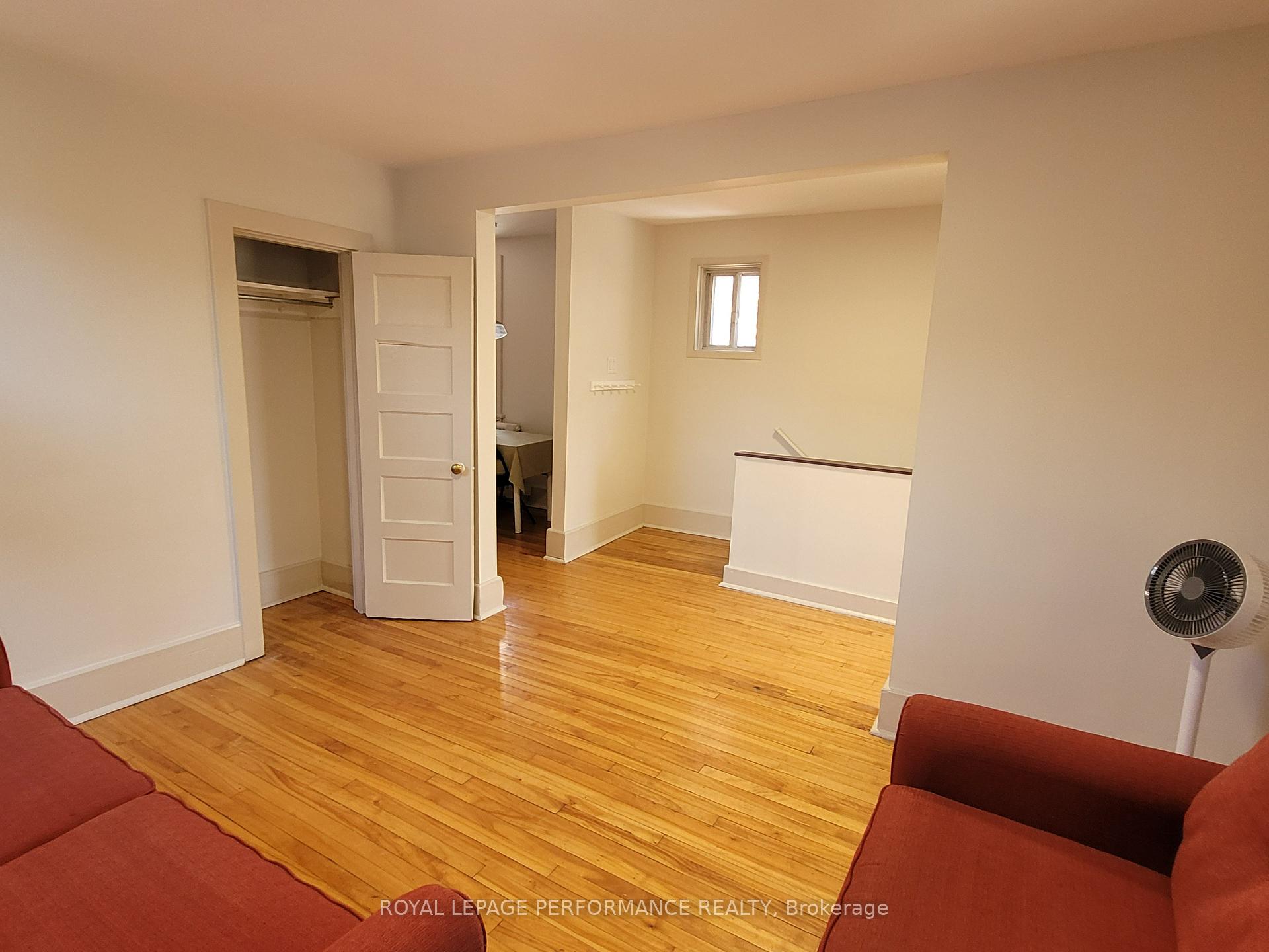 Photo 7 of 721 C Cooper Street, Ottawa, Ottawa Centre — HOMEH