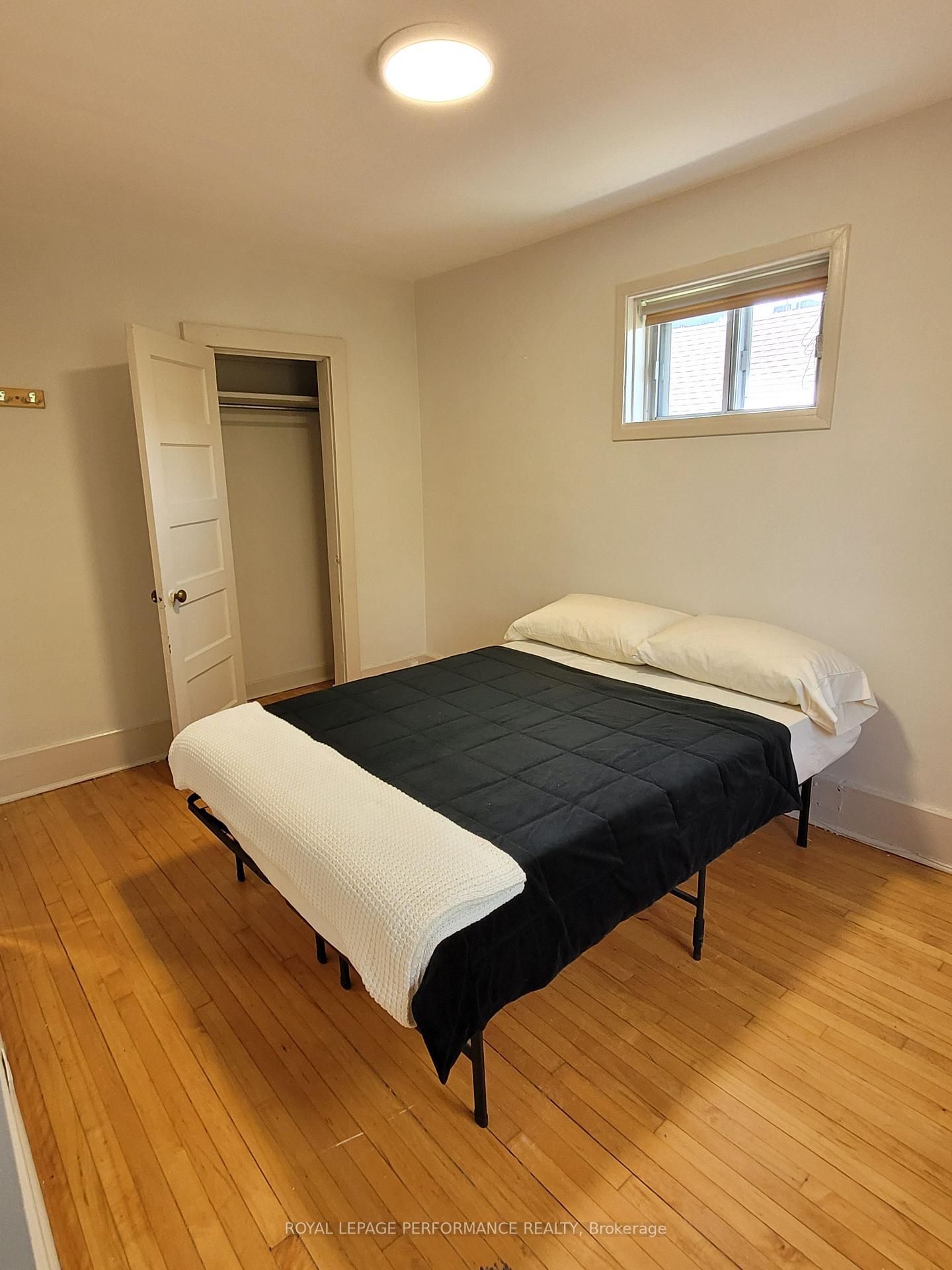 Photo 15 of 721 C Cooper Street, Ottawa, Ottawa Centre — HOMEH