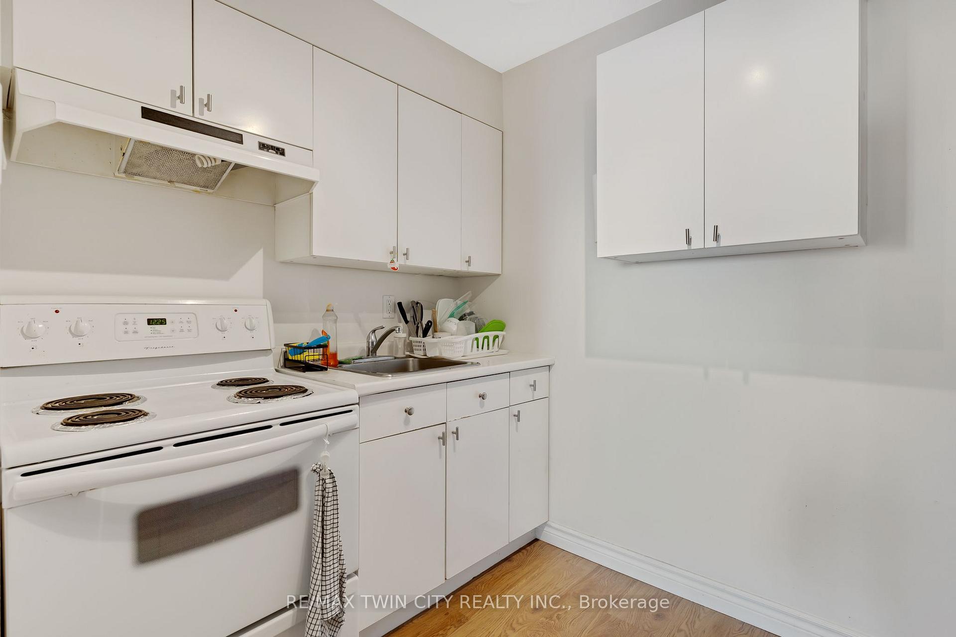 Photo 18 of 64 Benton Street, Kitchener, Cedar Hill — HOMEH