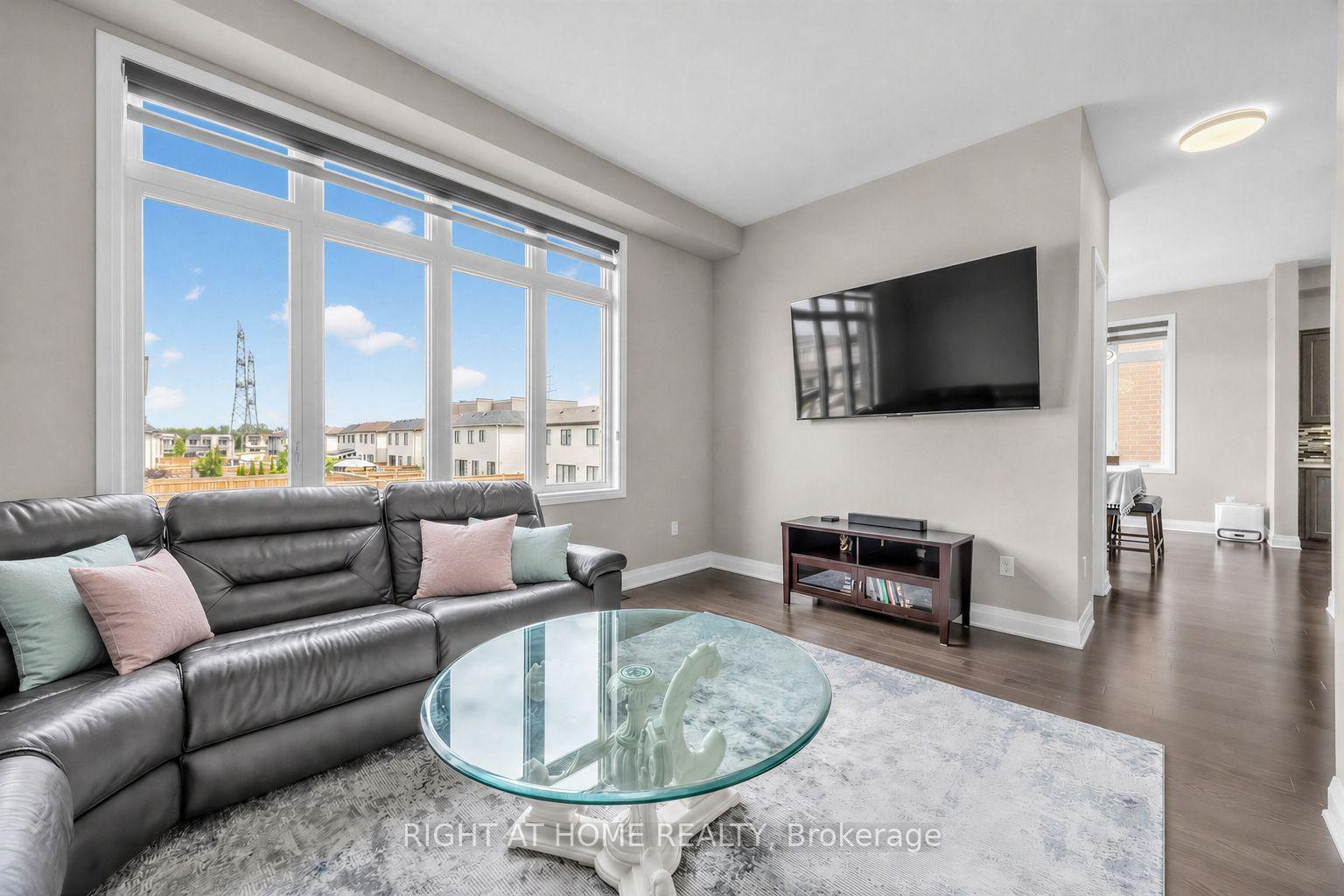 Photo 32 of 215 Port Darlington Road, Clarington, Bowmanville — HOMEH