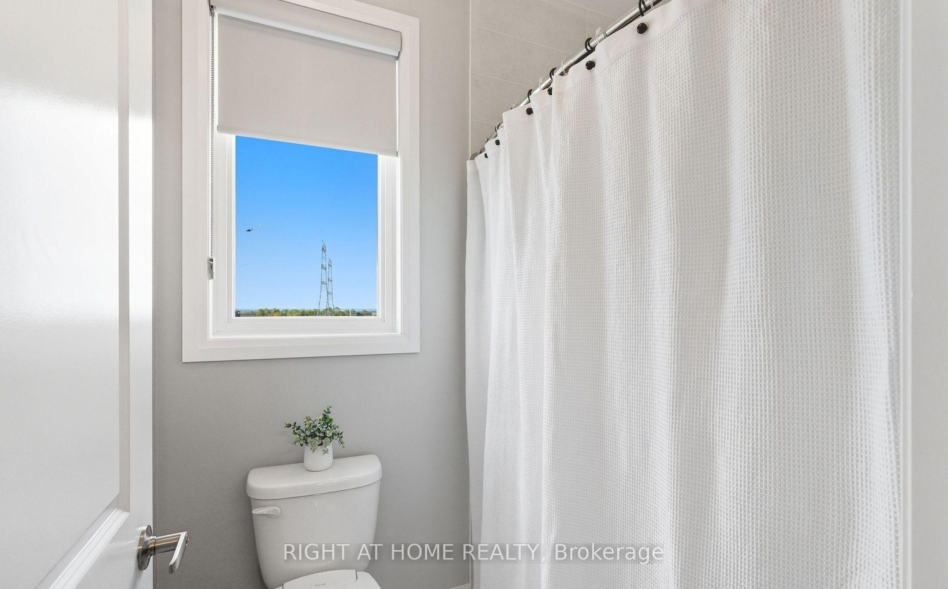Photo 38 of 215 Port Darlington Road, Clarington, Bowmanville — HOMEH