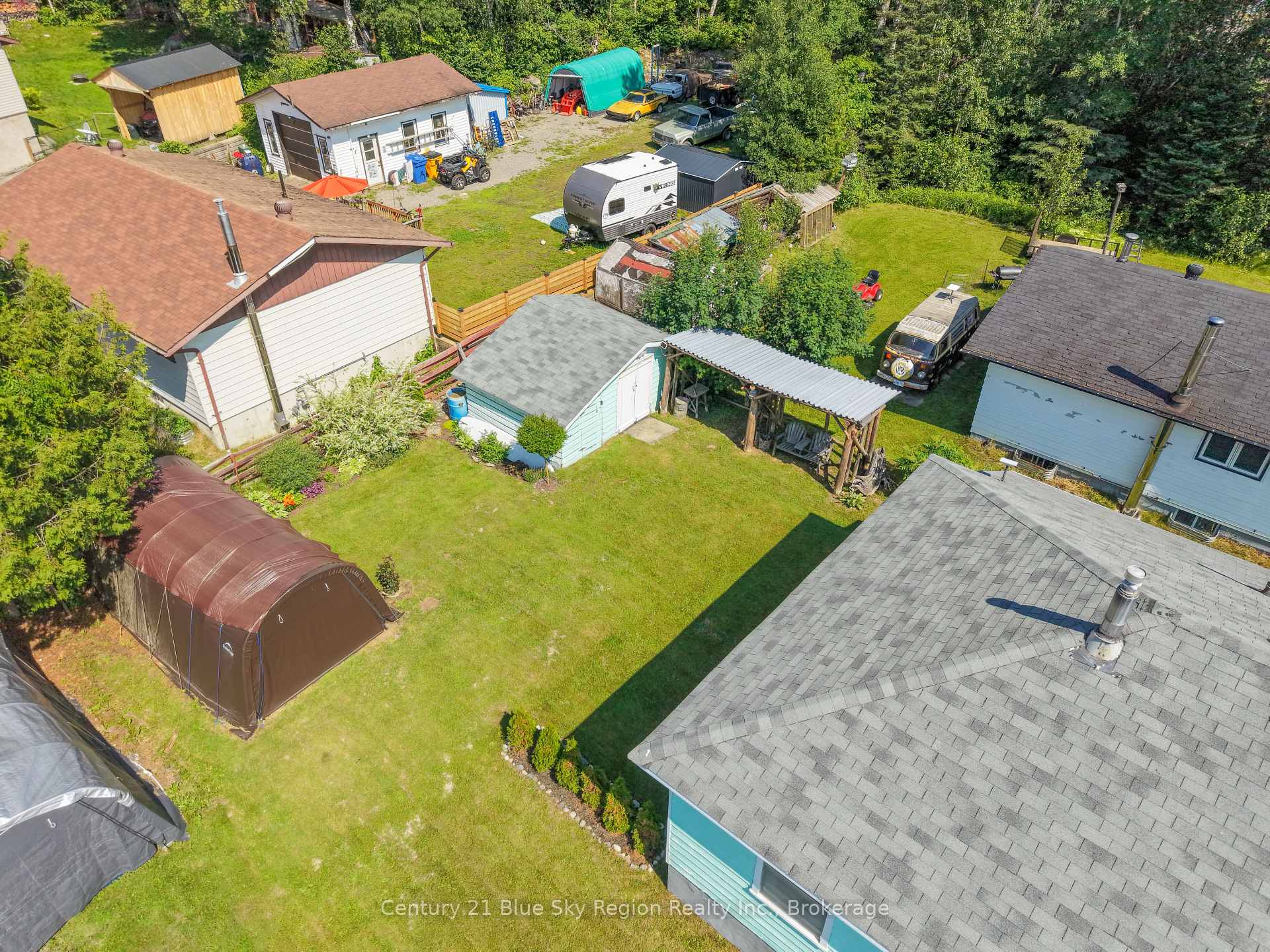 Photo 5 of 80 Spruce Drive, Temagami — HOMEH