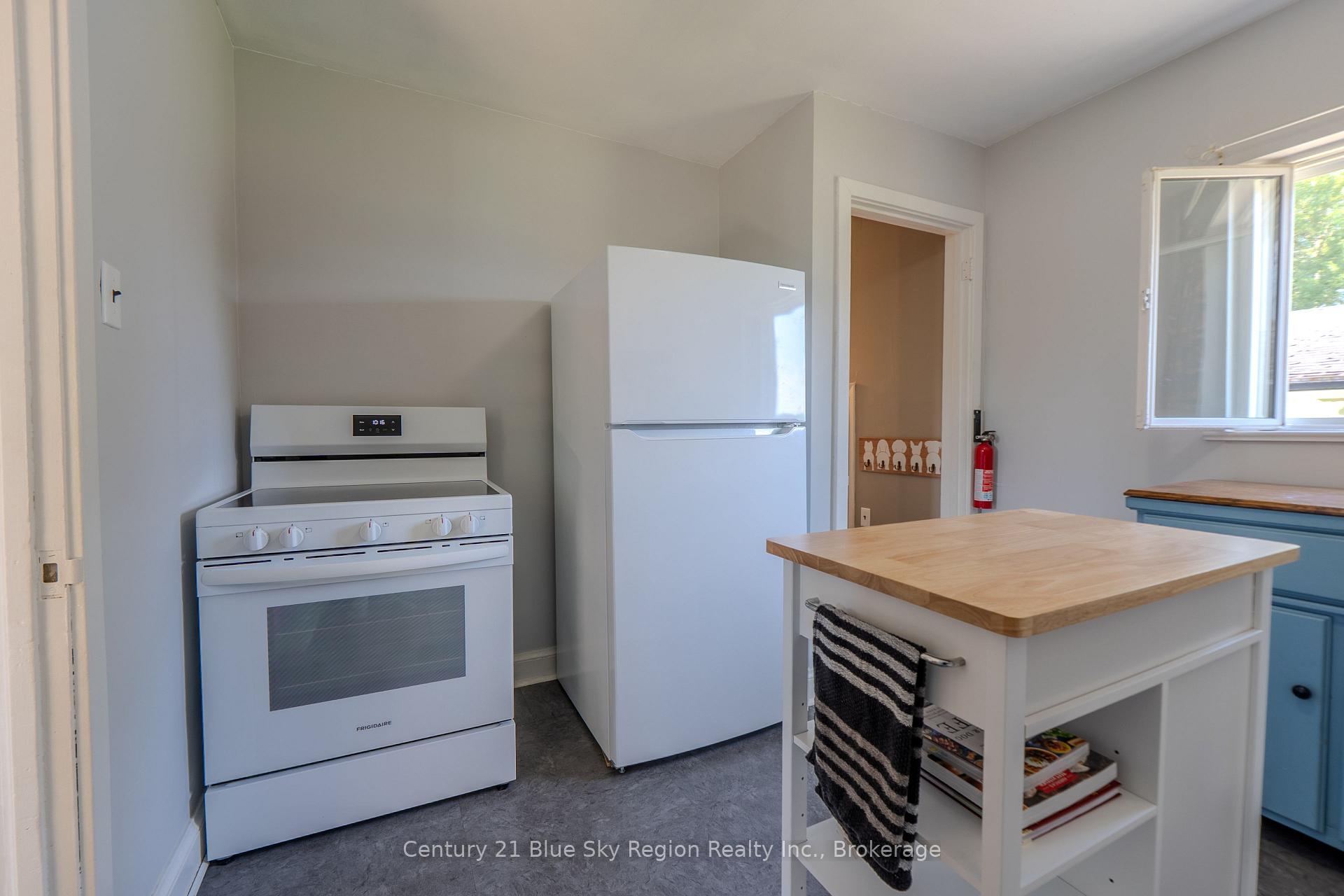 Photo 9 of 80 Spruce Drive, Temagami — HOMEH