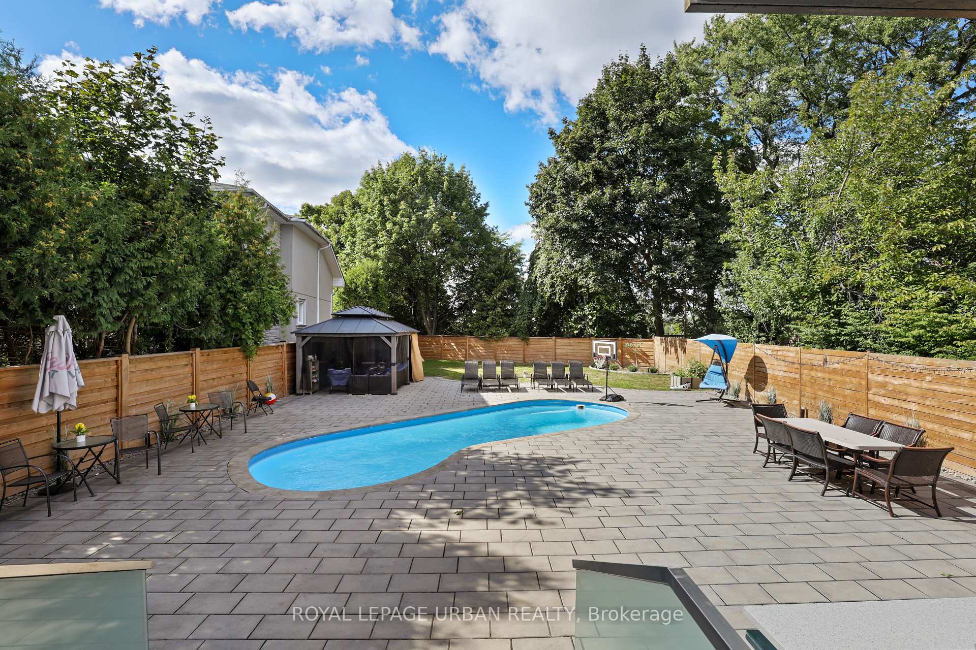 Photo 31 of 182 Parkview Hill Crescent, Toronto, O'Connor-Parkview — HOMEH