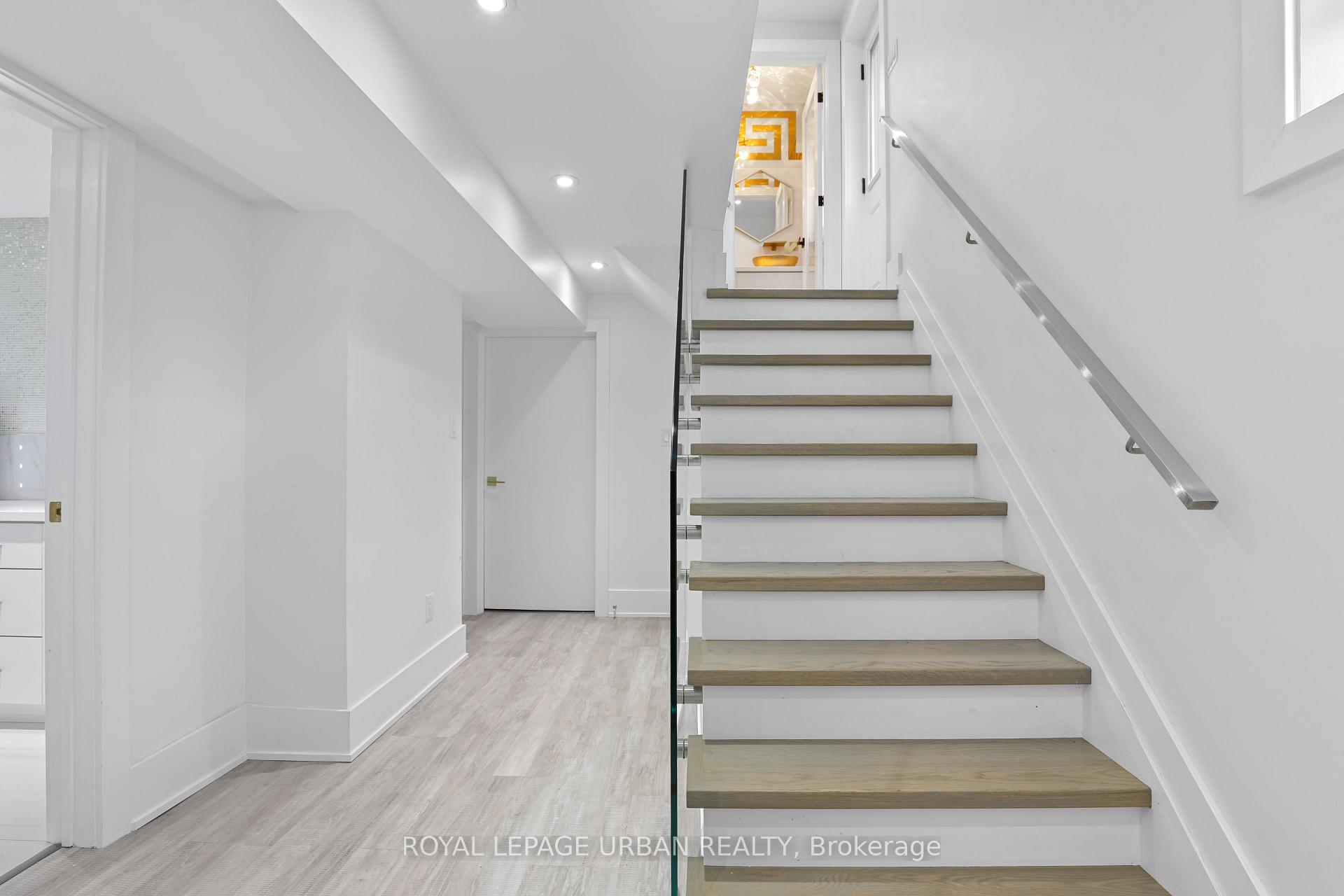 Photo 33 of 182 Parkview Hill Crescent, Toronto, O'Connor-Parkview — HOMEH