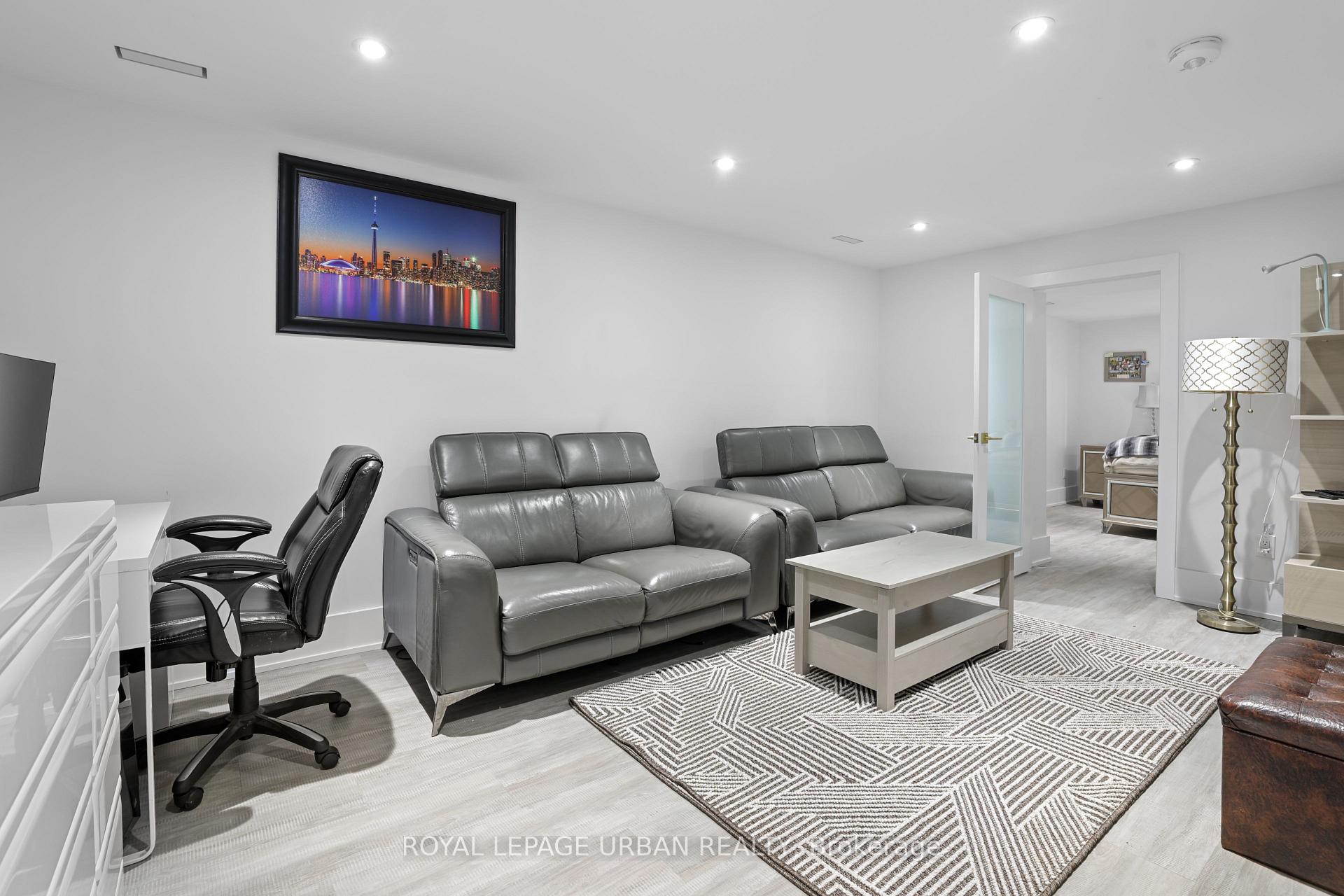 Photo 34 of 182 Parkview Hill Crescent, Toronto, O'Connor-Parkview — HOMEH