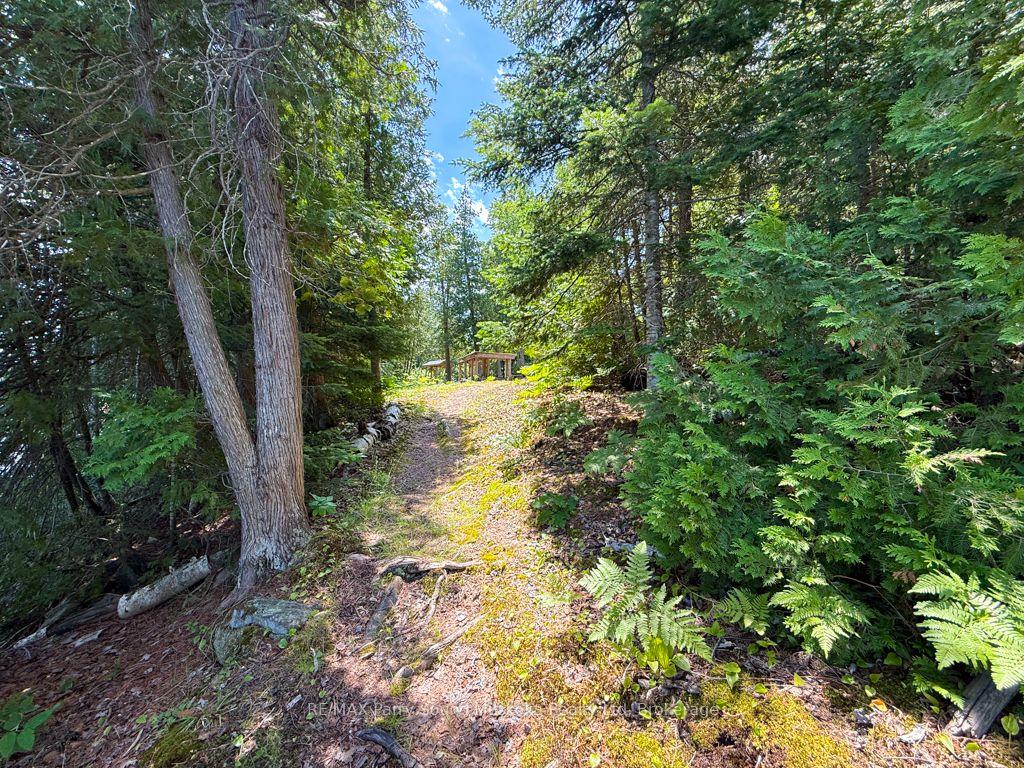Photo 6 of 473 North Meadowcove Road, Whitestone, Dunchurch — HOMEH