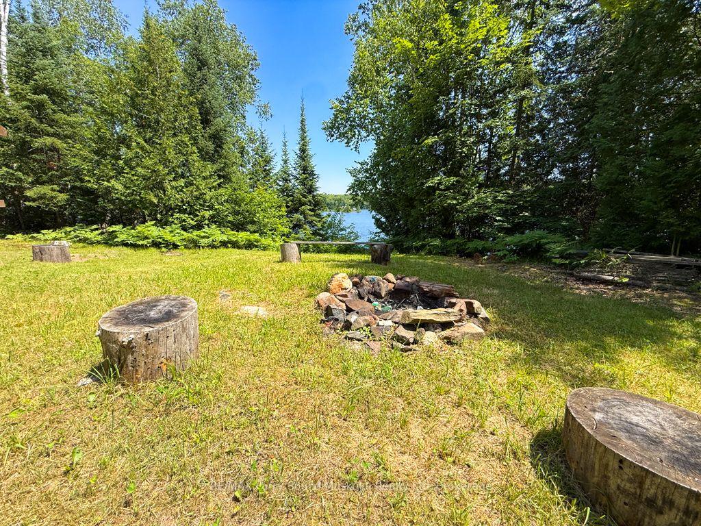 Photo 13 of 473 North Meadowcove Road, Whitestone, Dunchurch — HOMEH