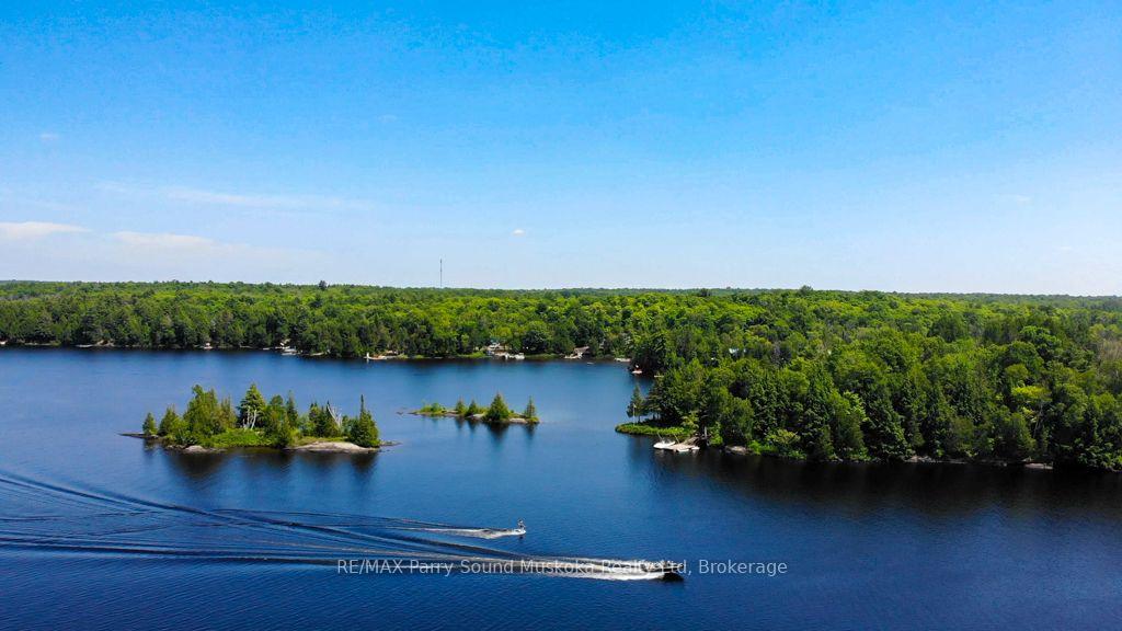 Photo 18 of 473 North Meadowcove Road, Whitestone, Dunchurch — HOMEH