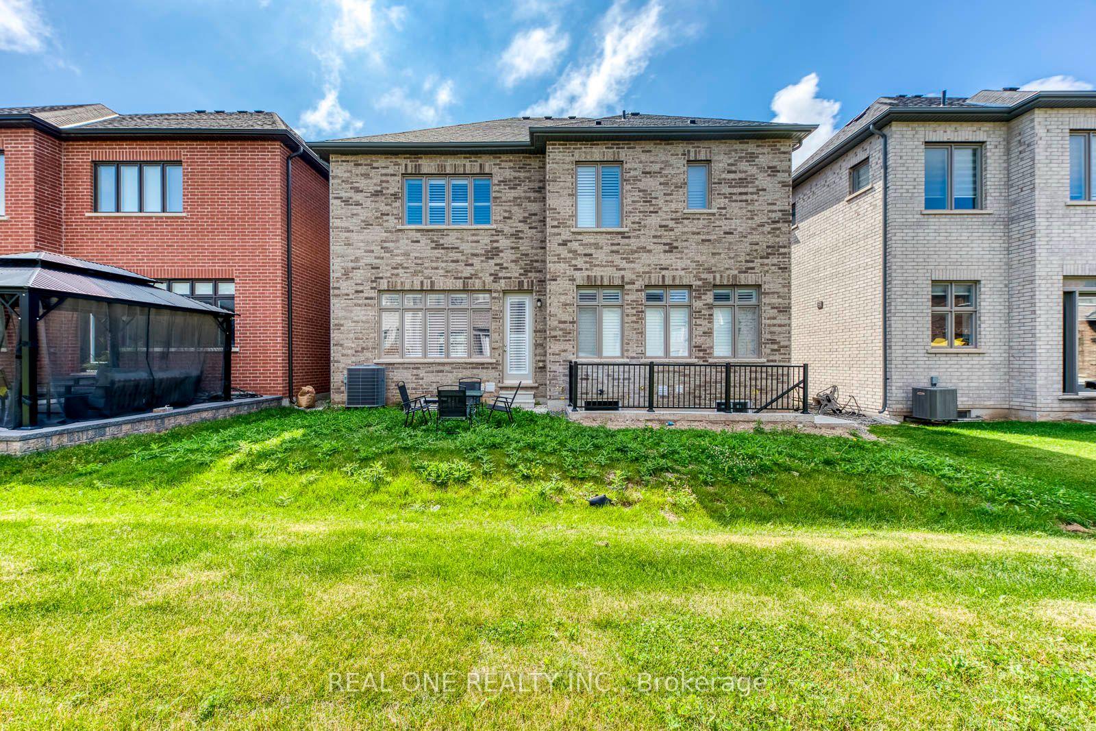 Front of Unit BSMT, 43 Viva Gardens