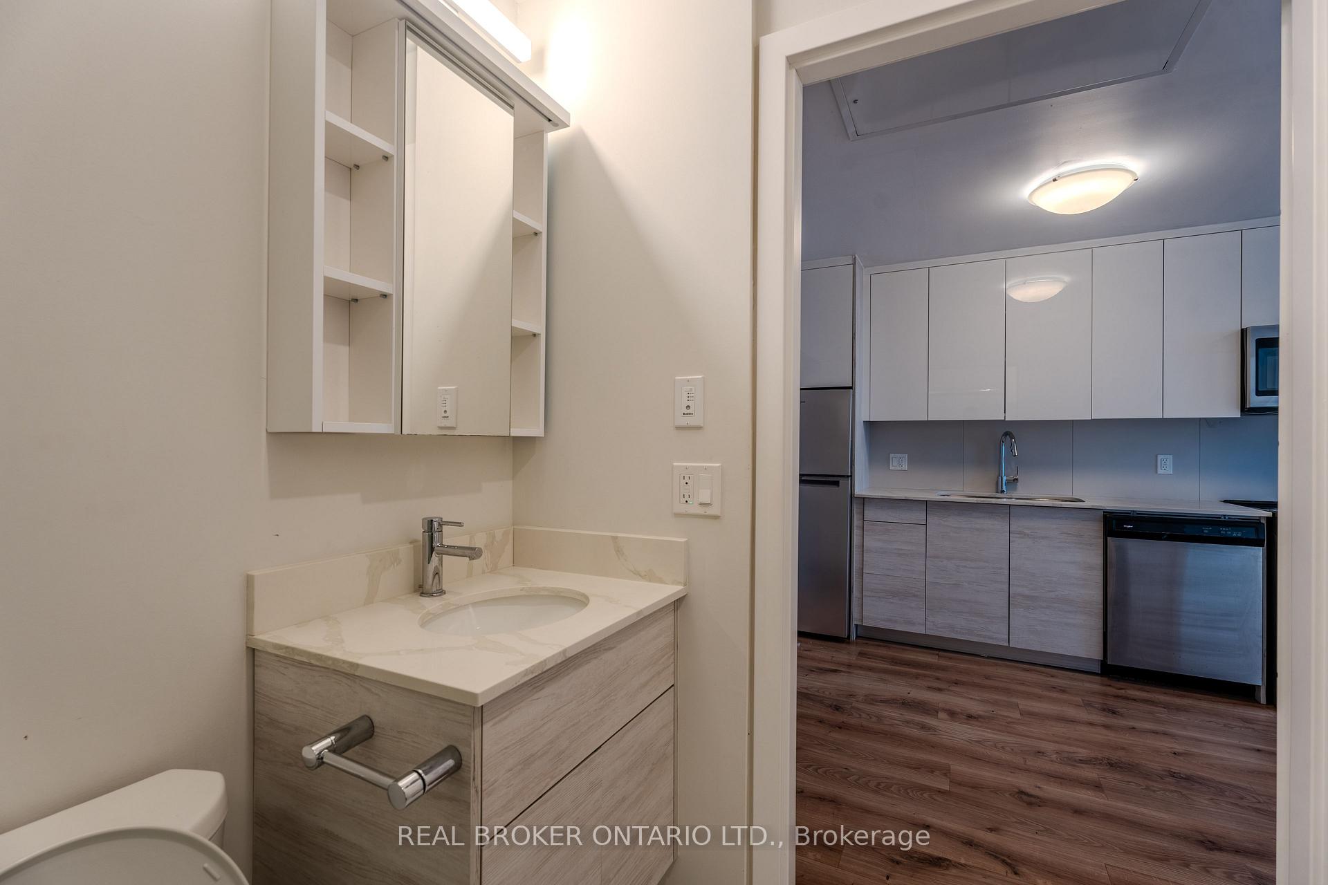 Photo 10 of Unit 2208, 60 Frederick Street, Kitchener, Civic Centre — HOMEH