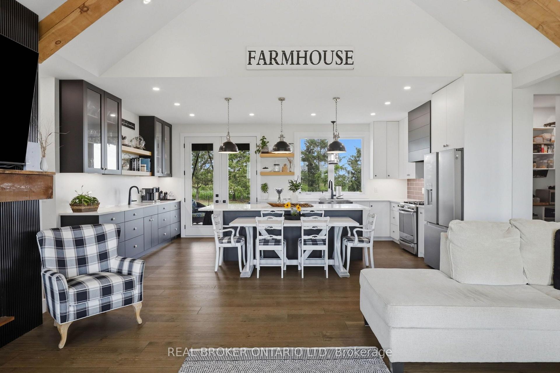 Photo 15 of 25515 Coldstream Road, Middlesex Centre, Denfield — HOMEH