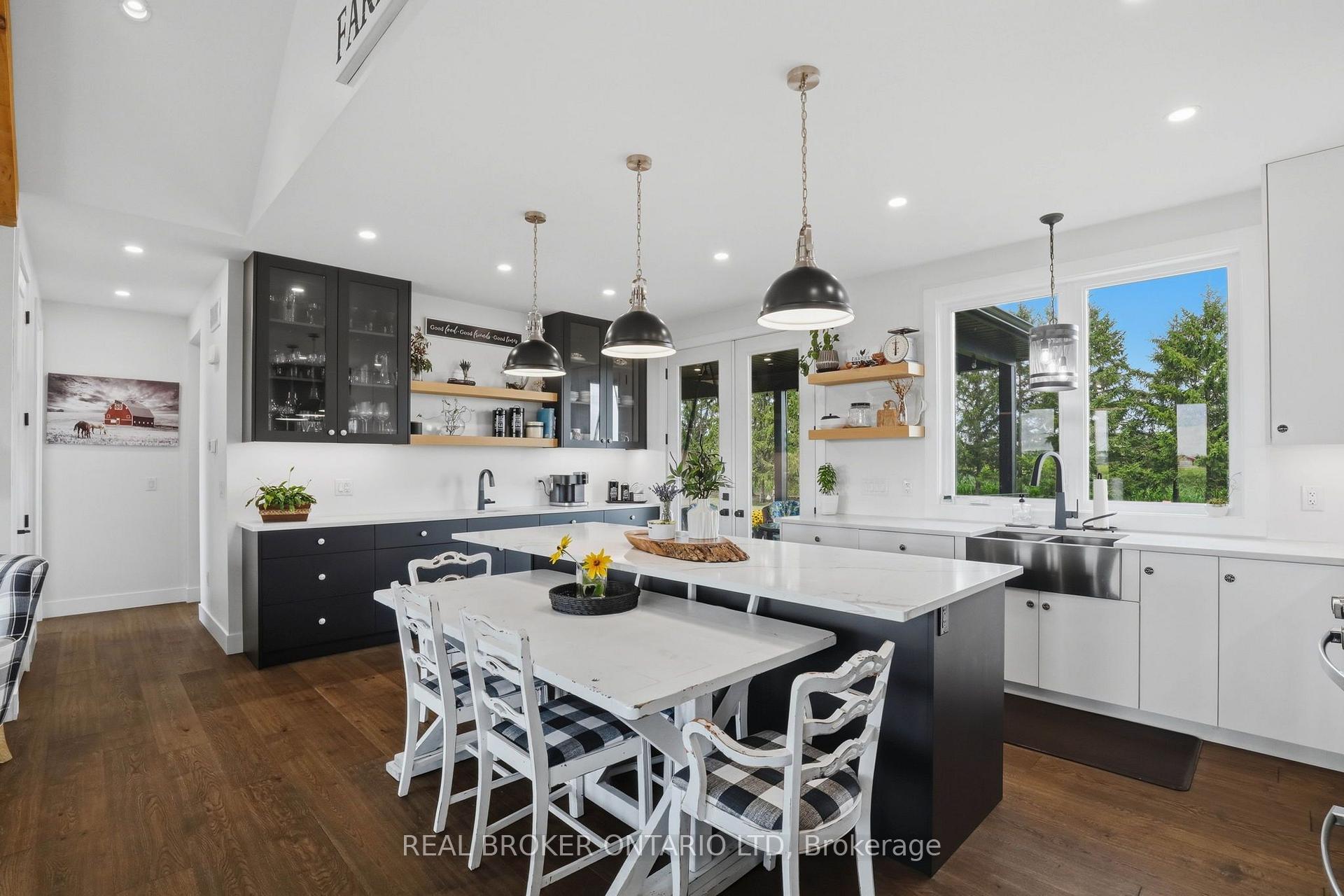 Photo 16 of 25515 Coldstream Road, Middlesex Centre, Denfield — HOMEH