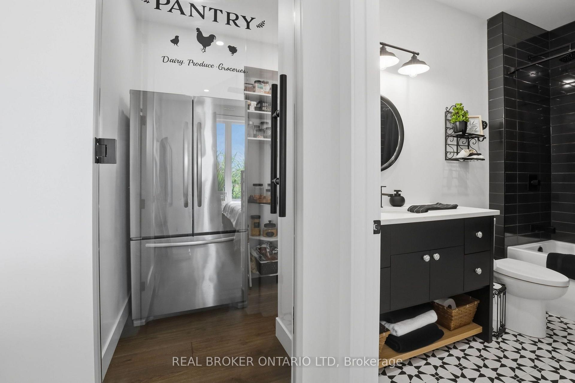 Photo 26 of 25515 Coldstream Road, Middlesex Centre, Denfield — HOMEH