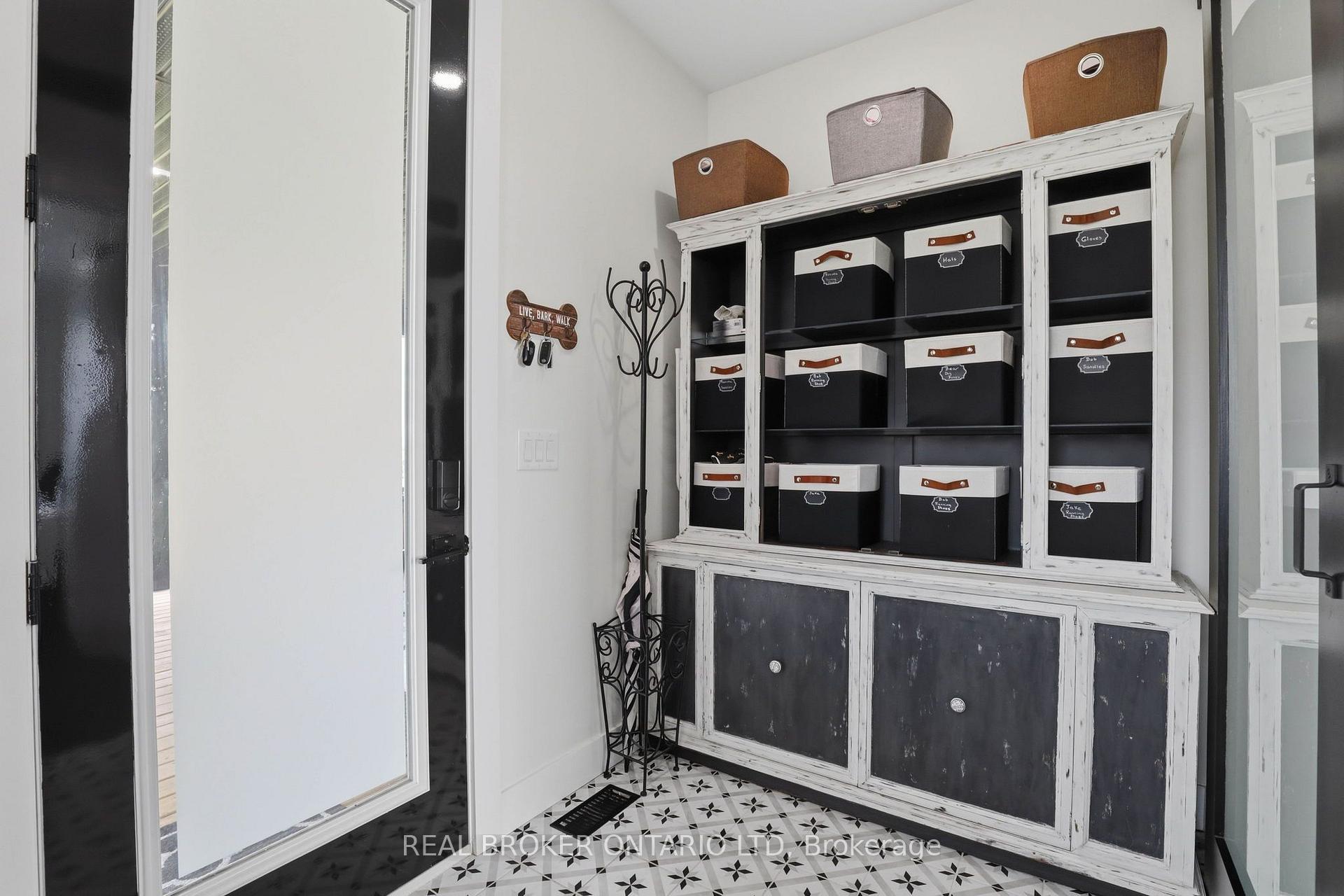 Photo 31 of 25515 Coldstream Road, Middlesex Centre, Denfield — HOMEH
