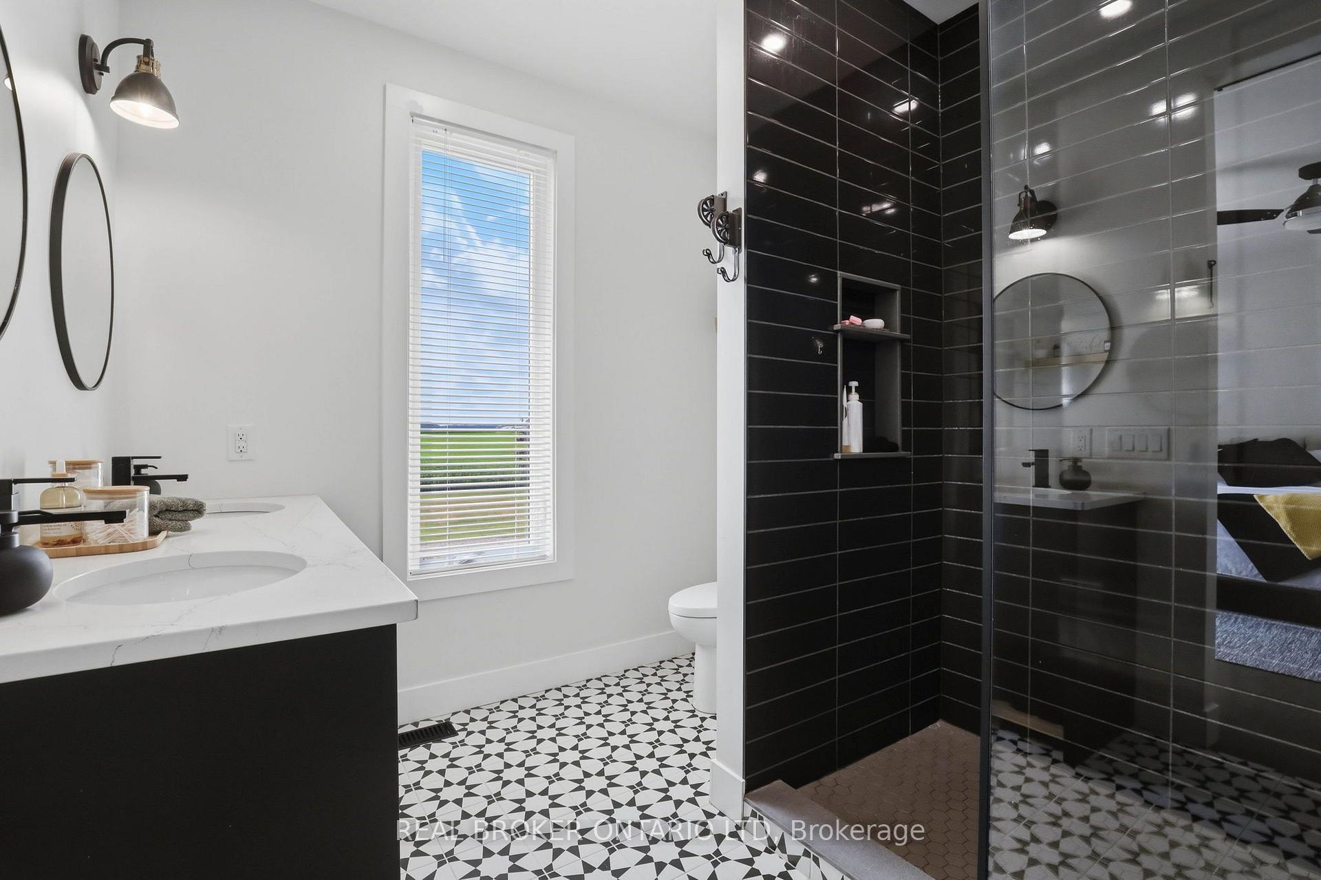 Photo 35 of 25515 Coldstream Road, Middlesex Centre, Denfield — HOMEH