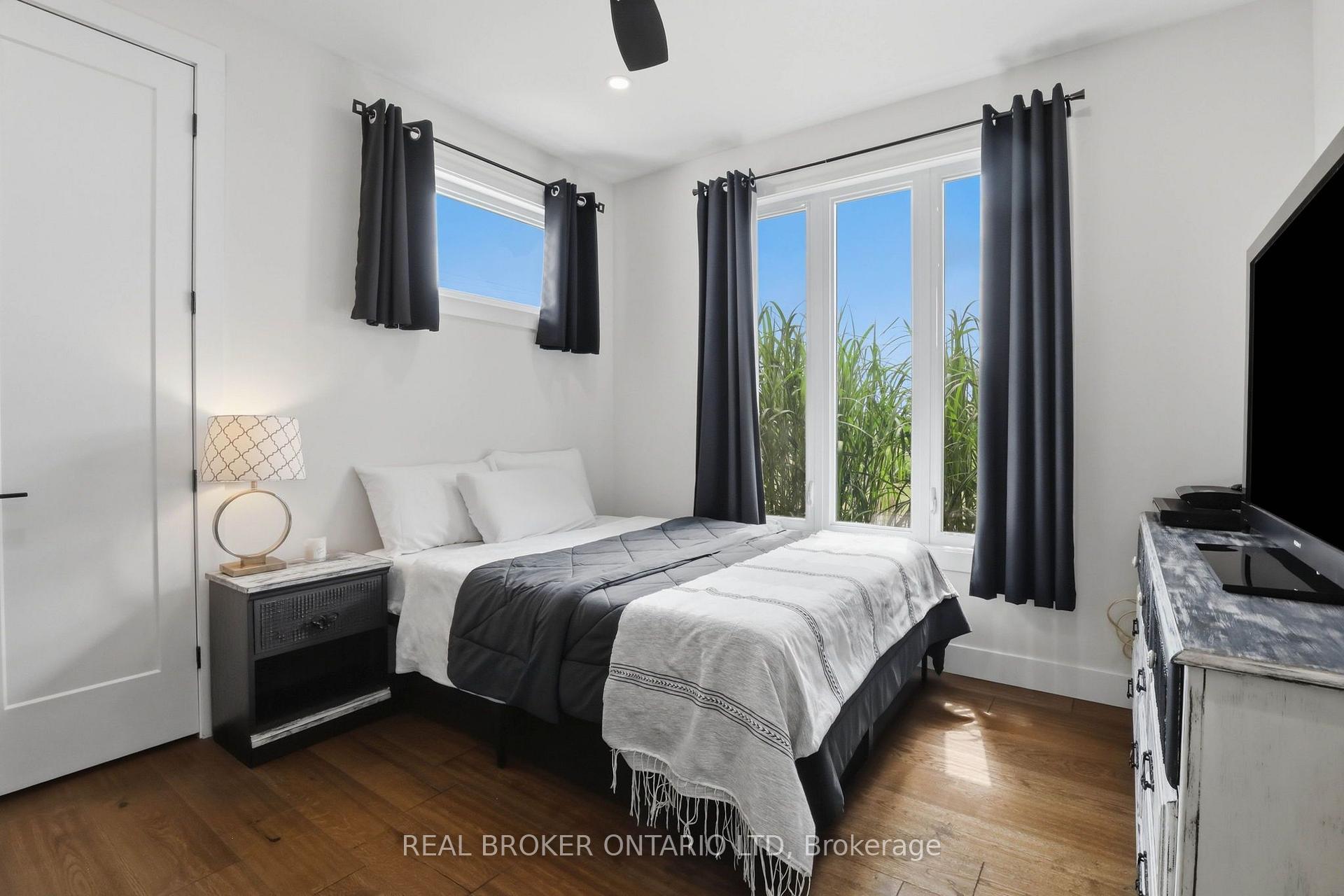 Photo 37 of 25515 Coldstream Road, Middlesex Centre, Denfield — HOMEH
