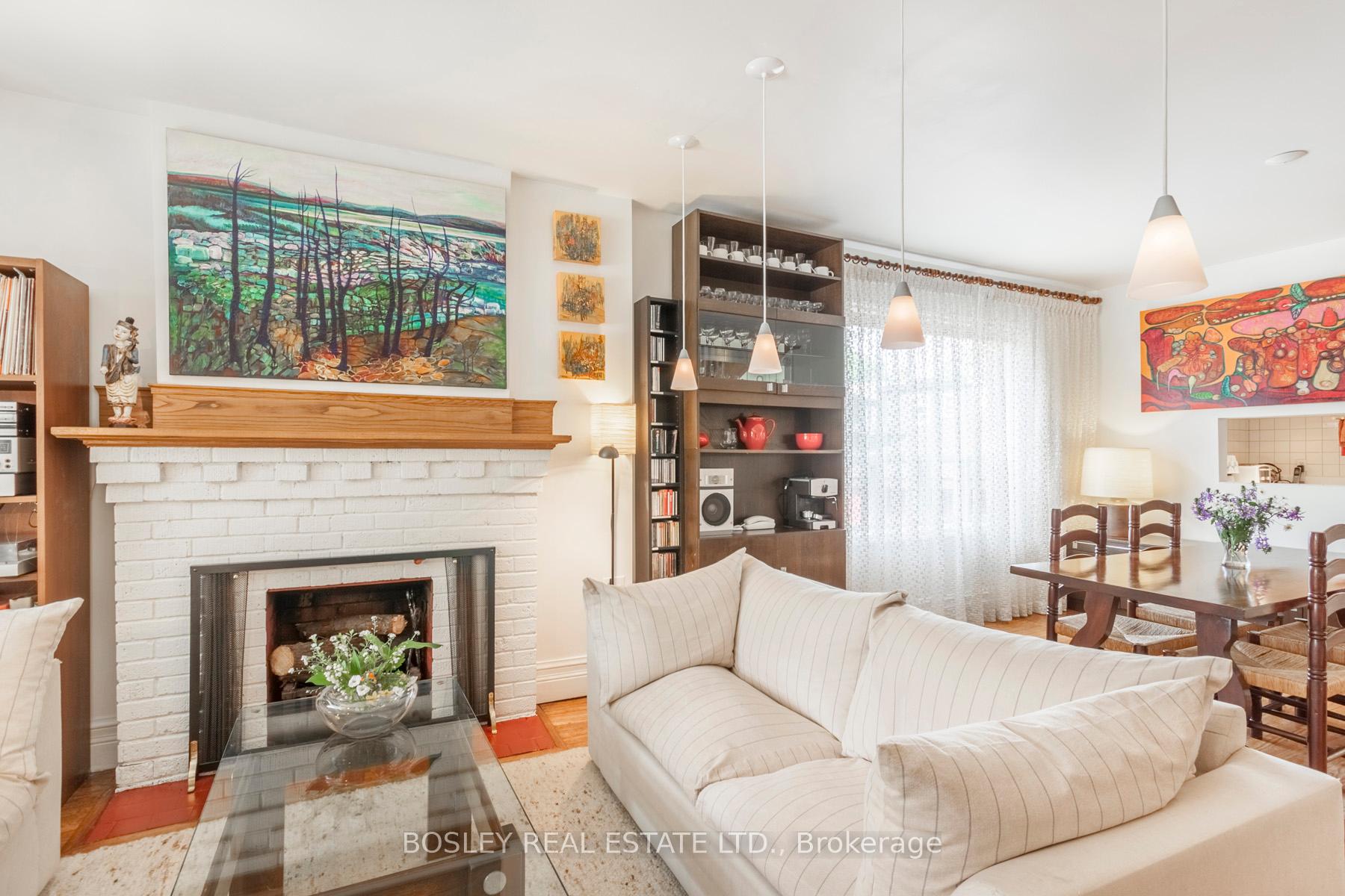 Photo 8 of 22 Martin Crescent, Toronto, Mount Pleasant East — HOMEH