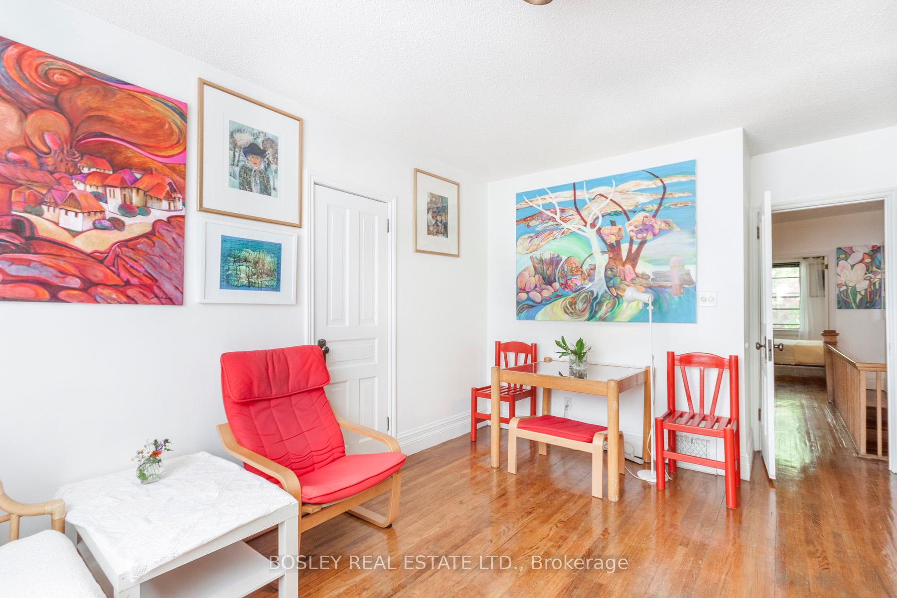 Photo 24 of 22 Martin Crescent, Toronto, Mount Pleasant East — HOMEH