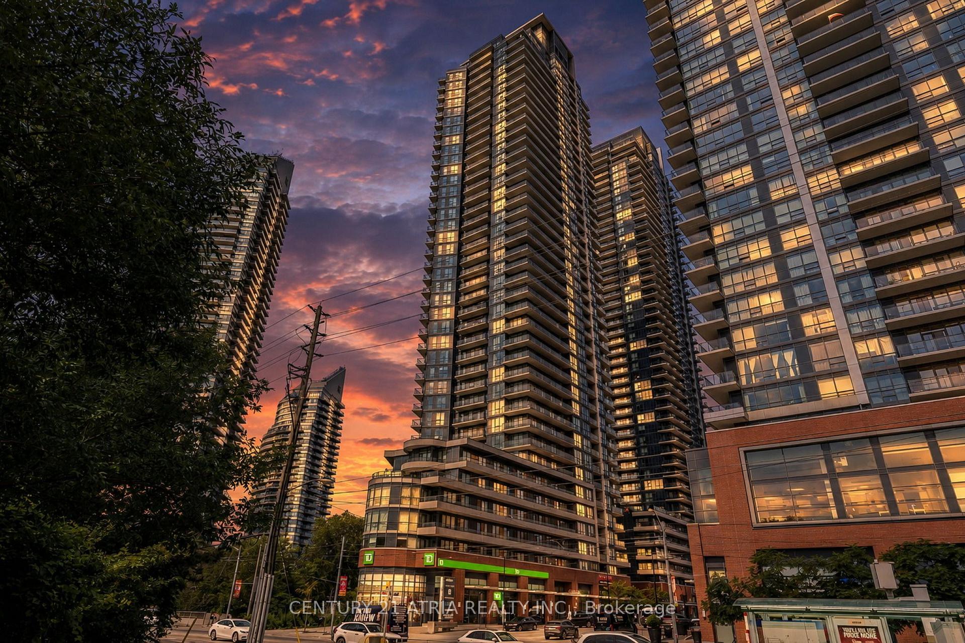 Front of Unit 2808, 2212 Lake Shore Boulevard W