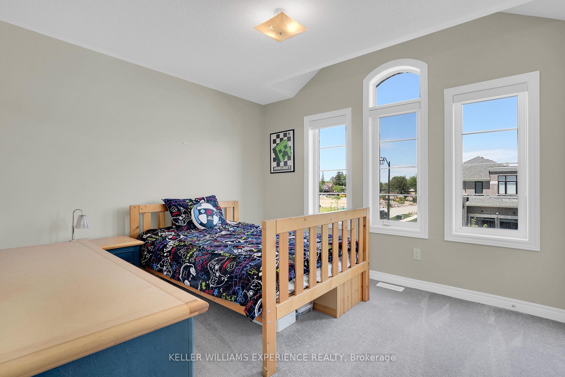 Photo 24 of 1329 Davis Loop, Innisfil, Lefroy — HOMEH