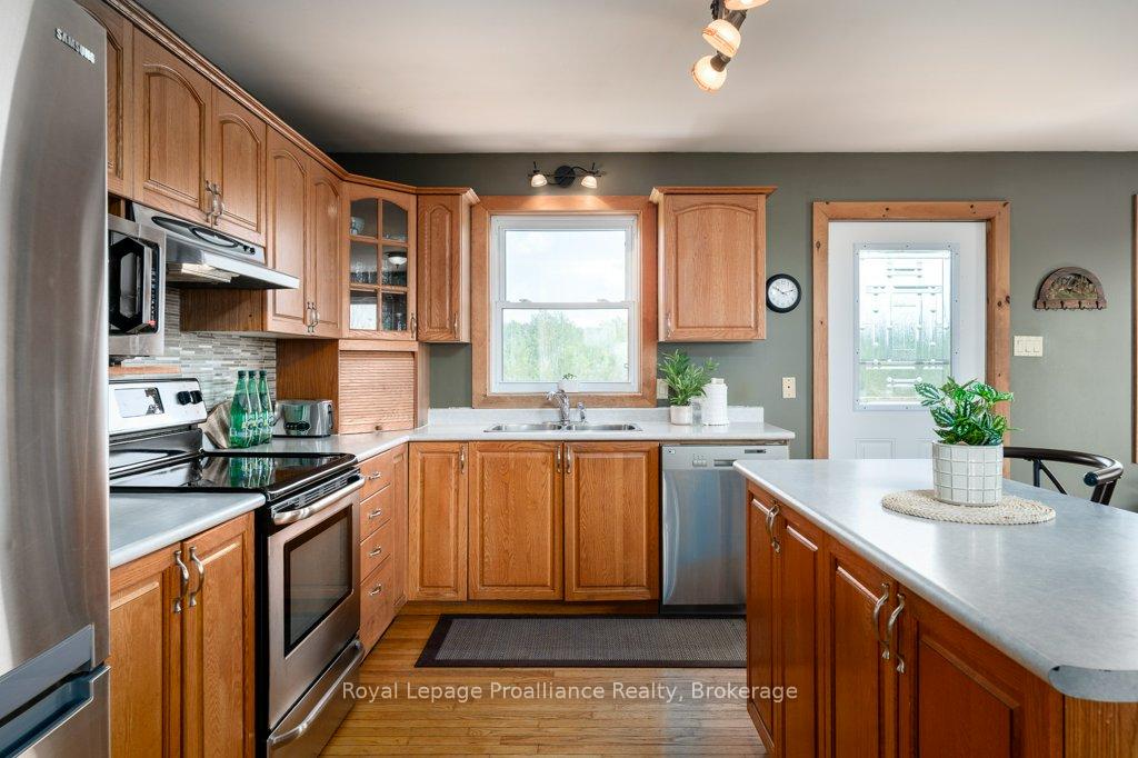Photo 16 of 1075 Enright Road, Tyendinaga, Tyendinaga Township — HOMEH